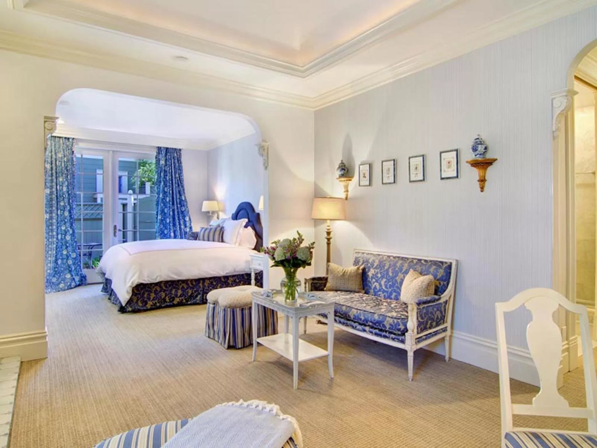 Photo of the whole room, Bed in Inn at Depot Hill