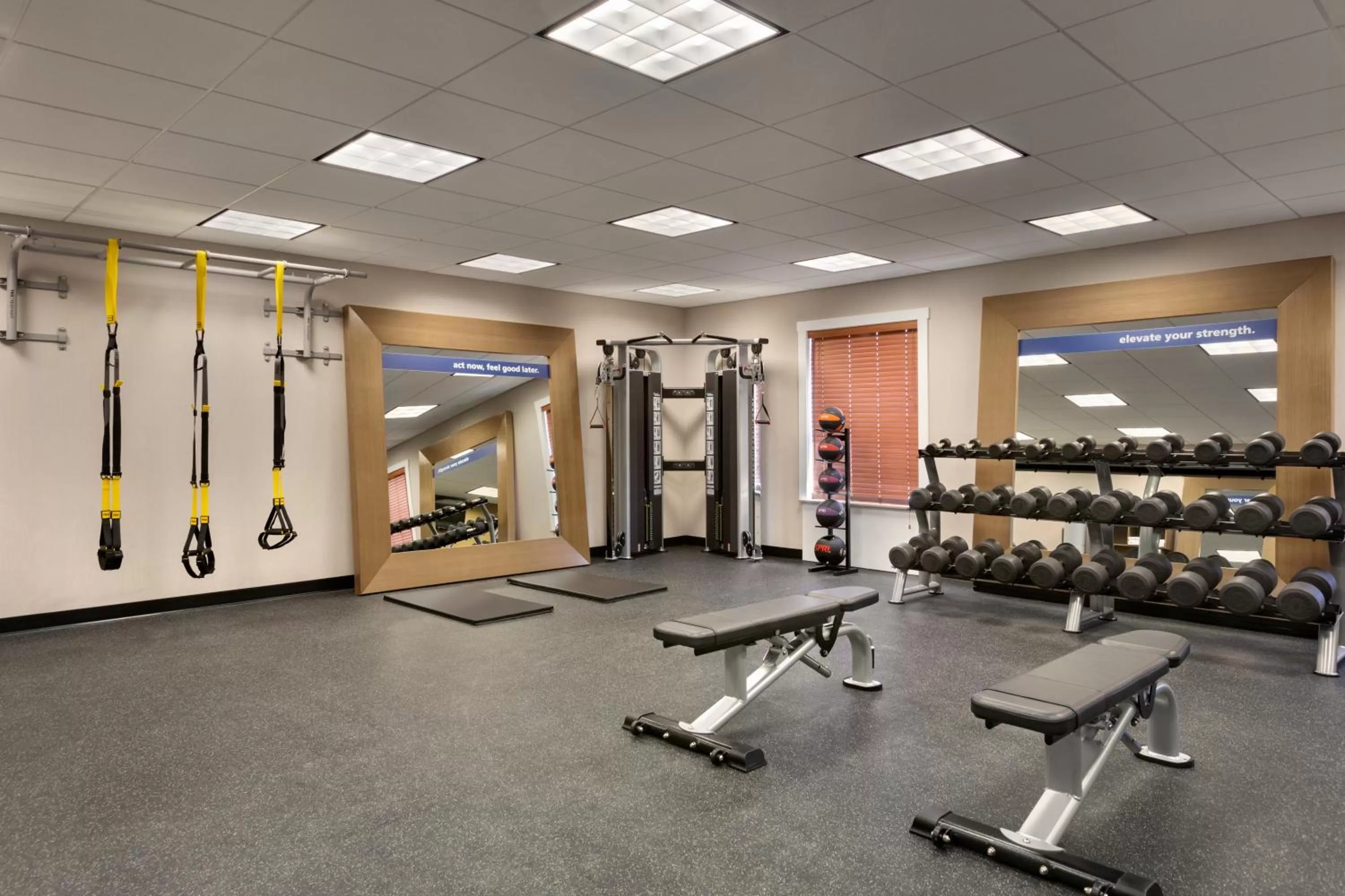 Fitness centre/facilities in Ramada by Wyndham St Paul AB
