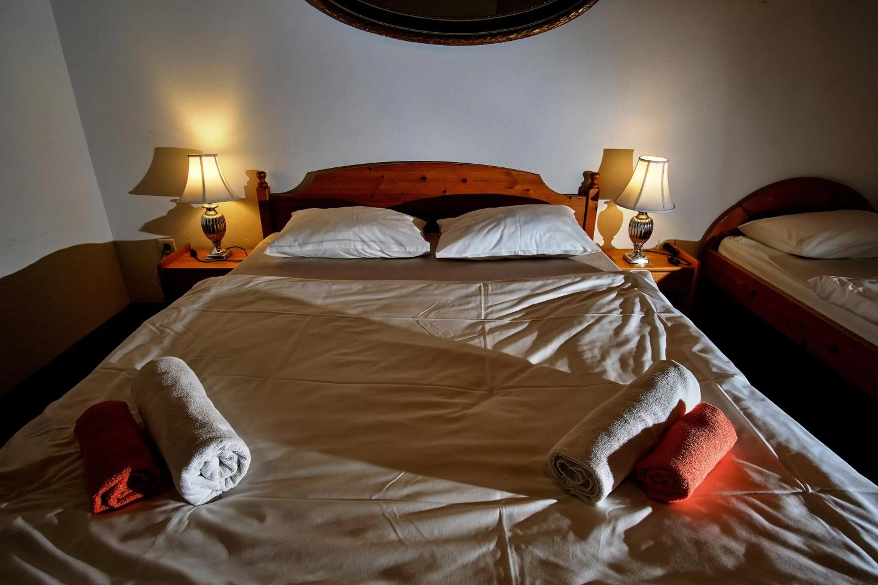 Bedroom, Bed in Spa & Pool Apartment Hotel - Restaurant VILLA IVICA