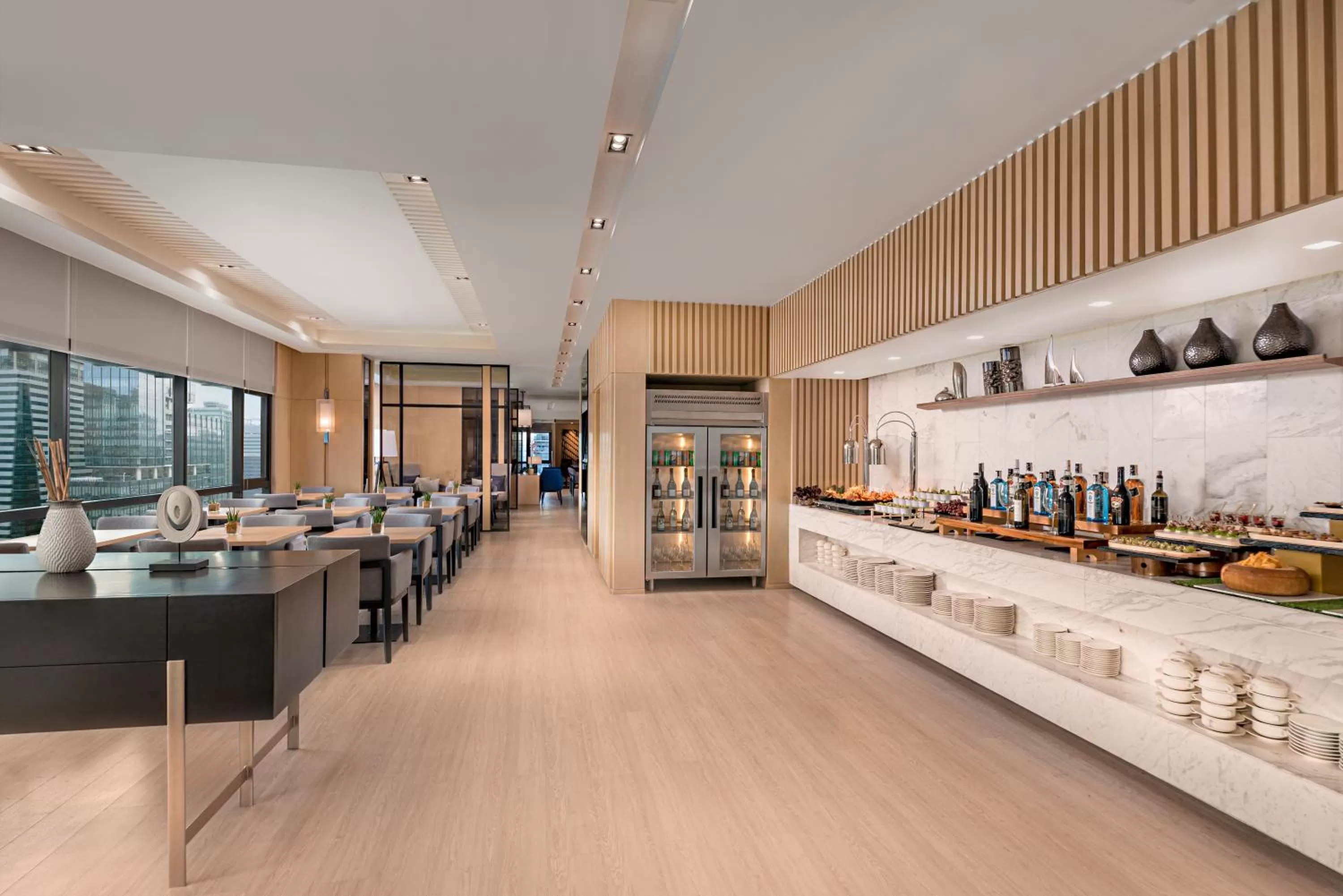 Lounge or bar in Seda Bonifacio Global City