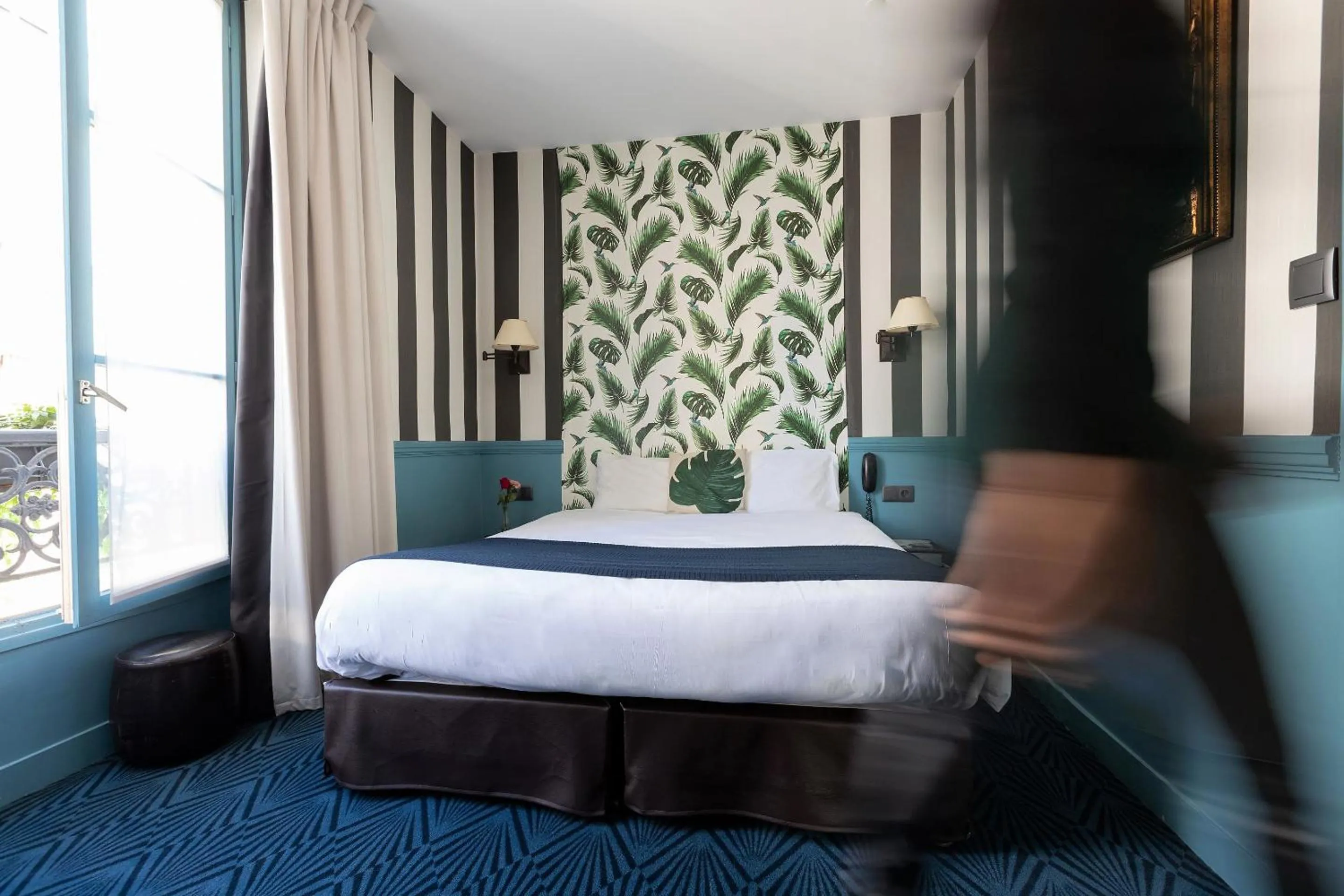 Bed in Hôtel du Théâtre by Patrick Hayat