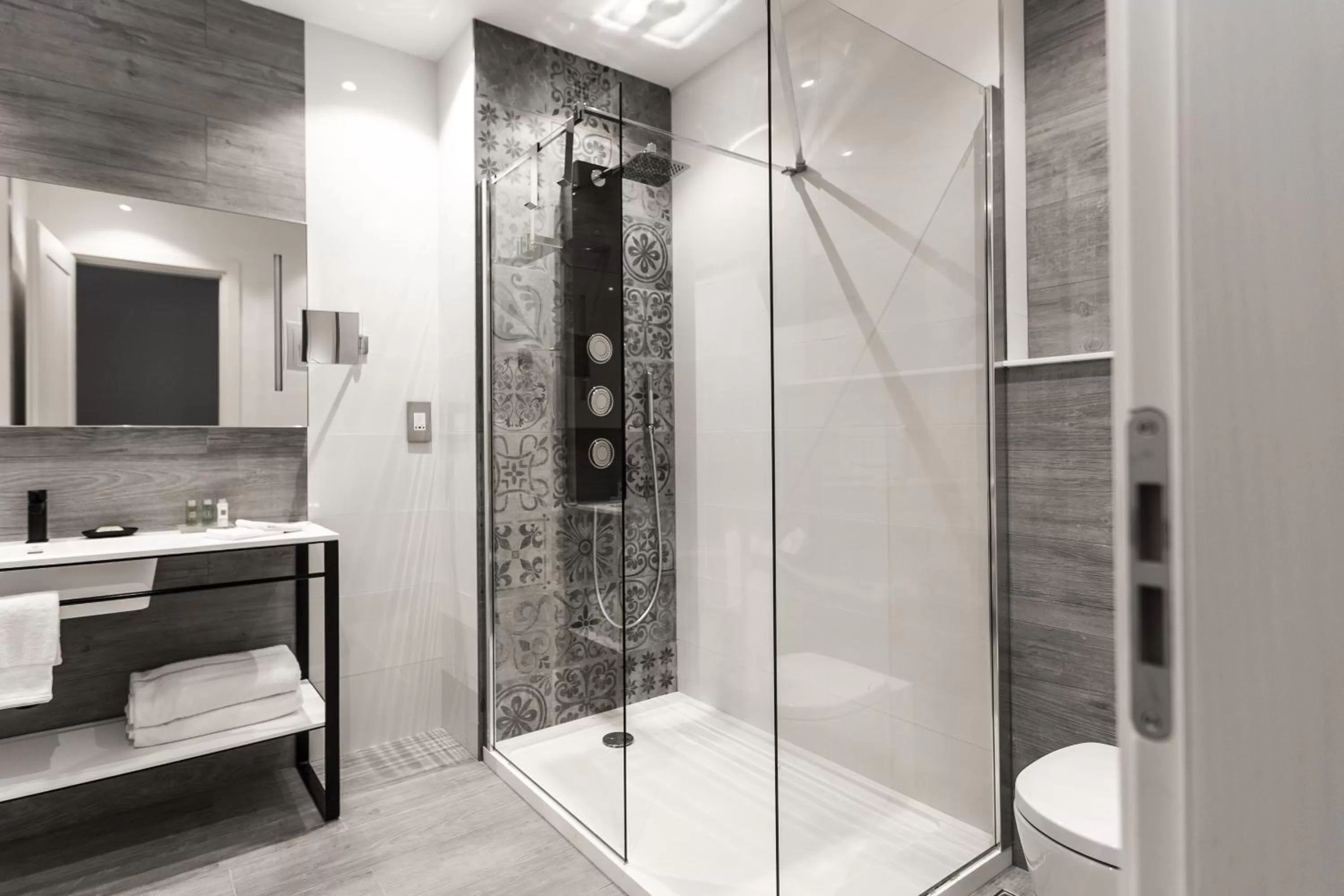 Bathroom in Hotel Juliani - Boutique Hotel