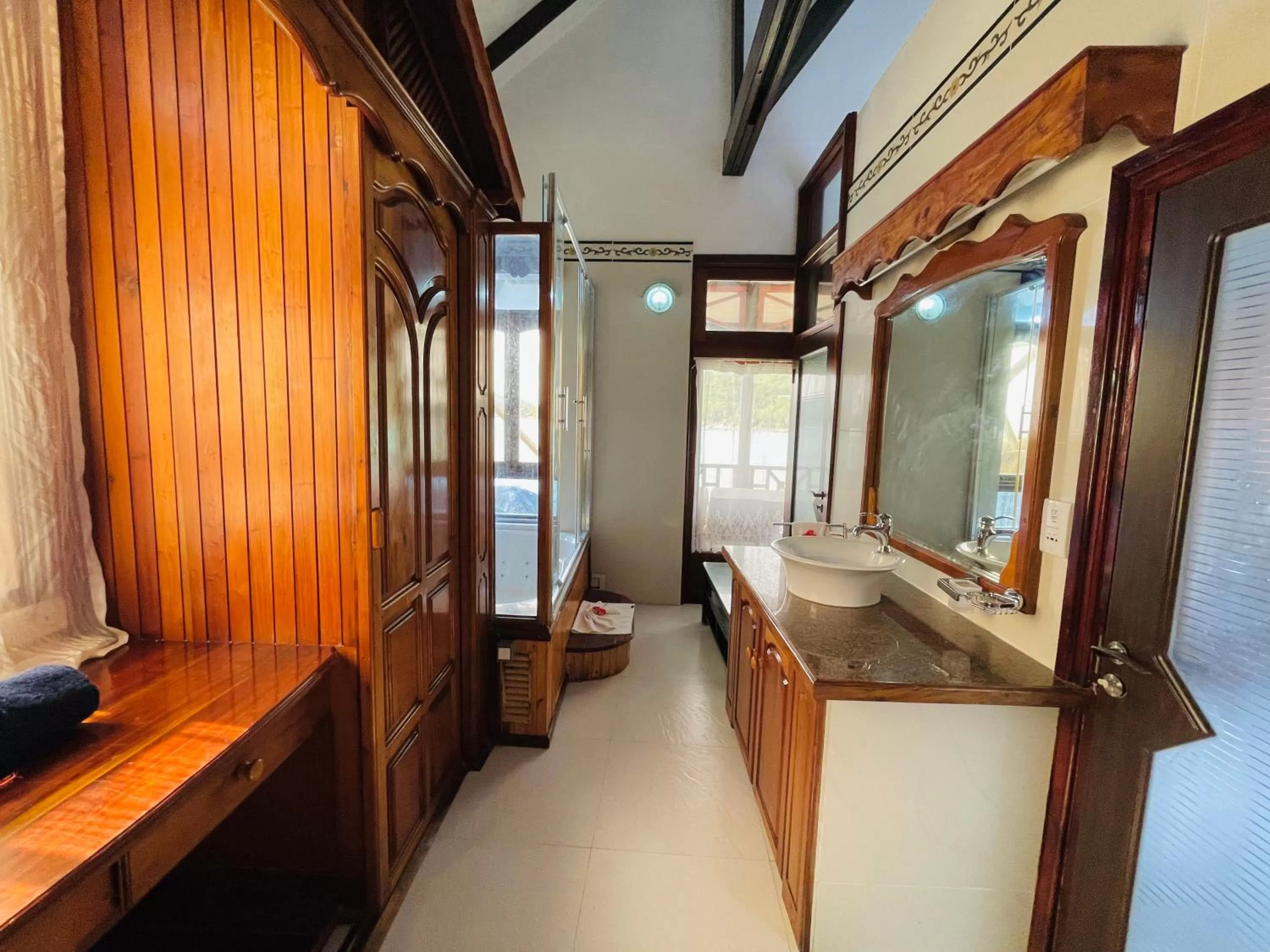 Bathroom, Bed in Villa Chez Batista