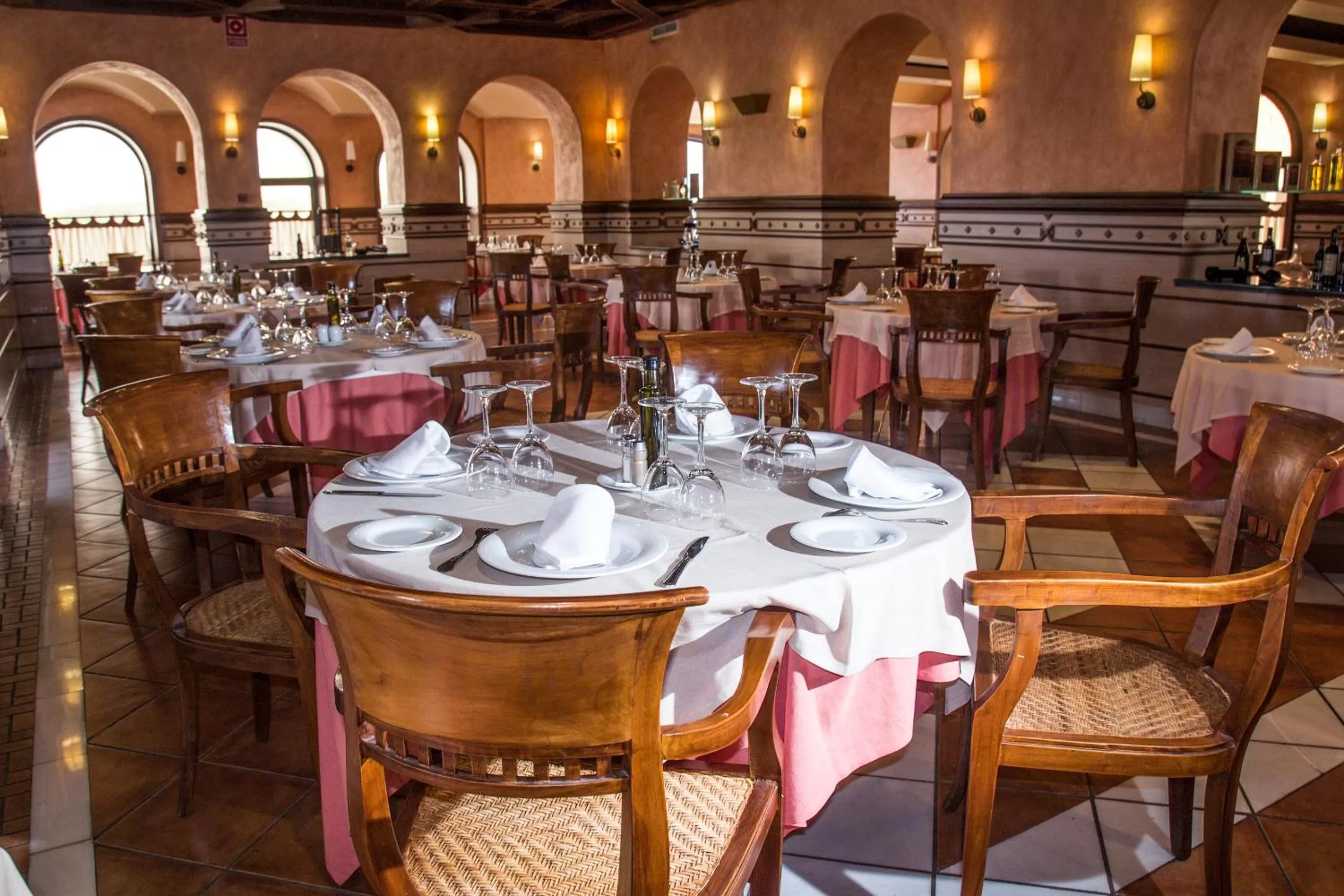 Restaurant/places to eat in Hotel Abades Guadix