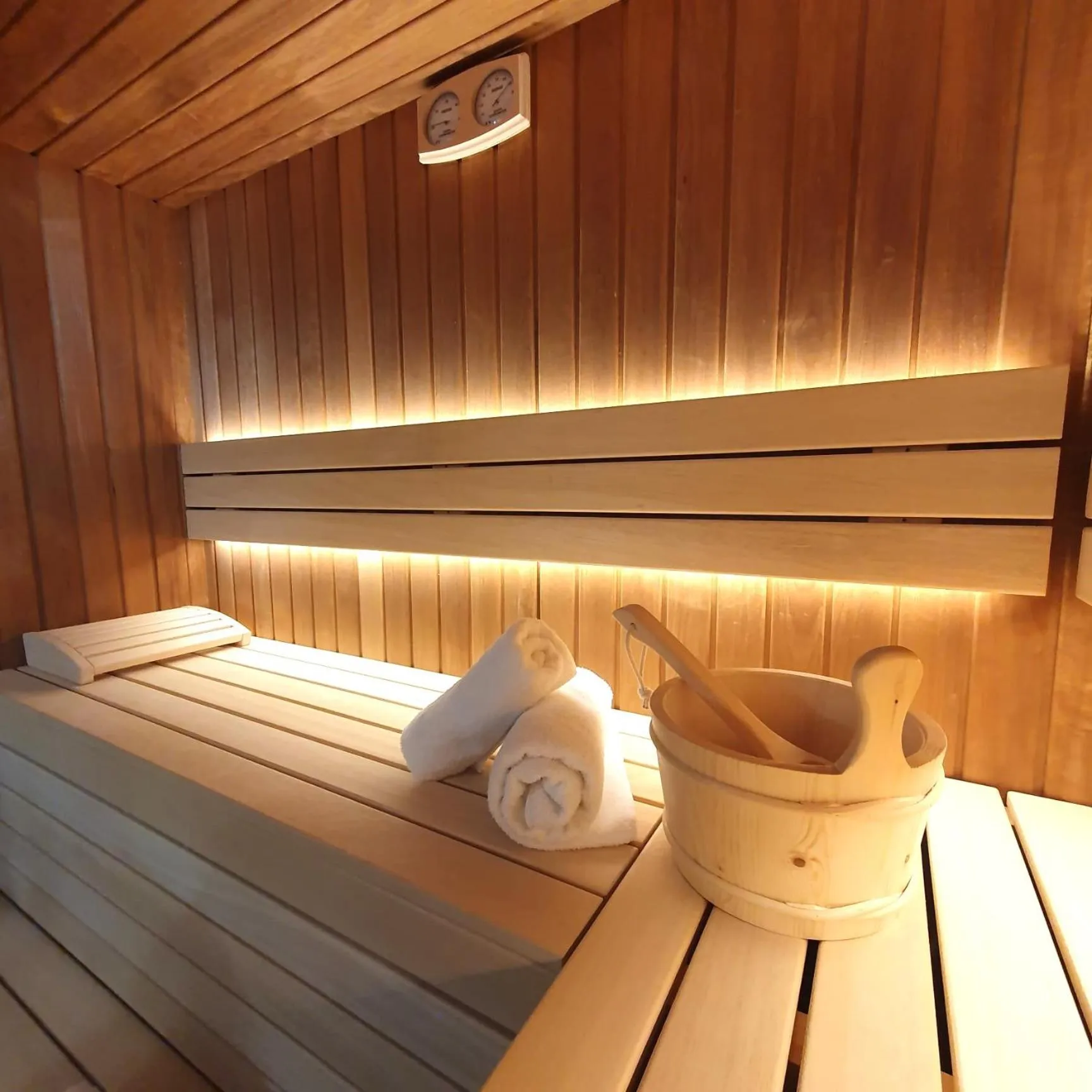 Sauna in Hotel Alpha Paris Eiffel by Patrick Hayat