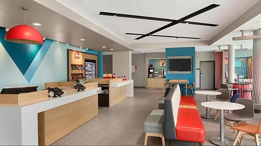 Lobby or reception in avid hotels - Columbus Northwest - Hilliard by IHG