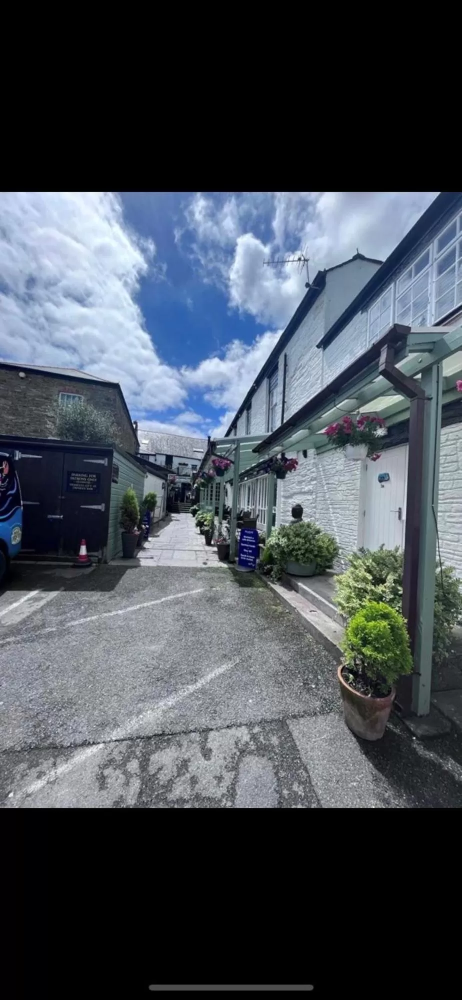 Property building in Molesworth Arms