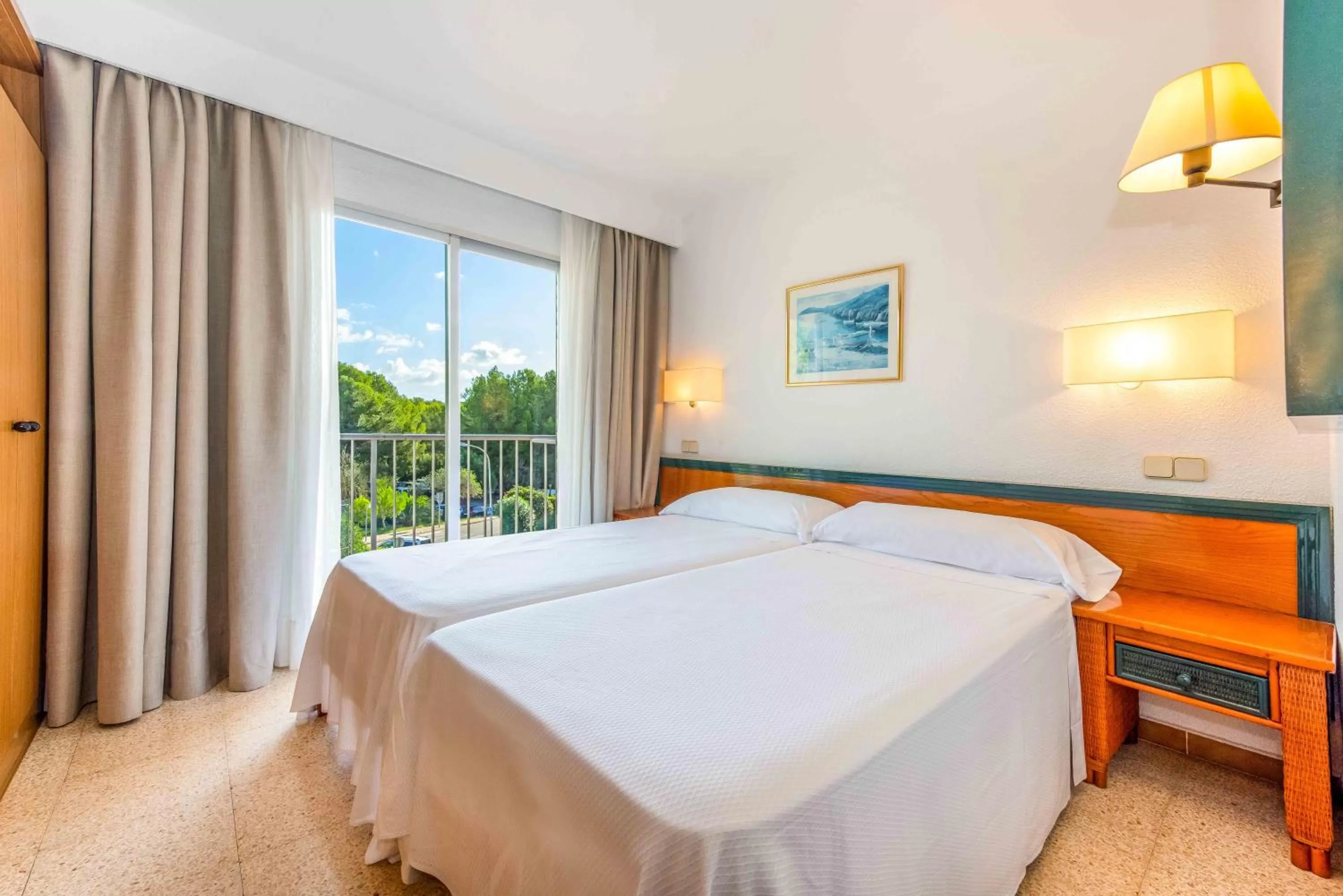 Bed in Valentin Park Club