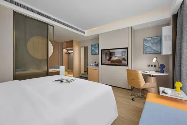 Bed in Fengyue Light Shang Hotel Guangzhou Baiyun Airport Store