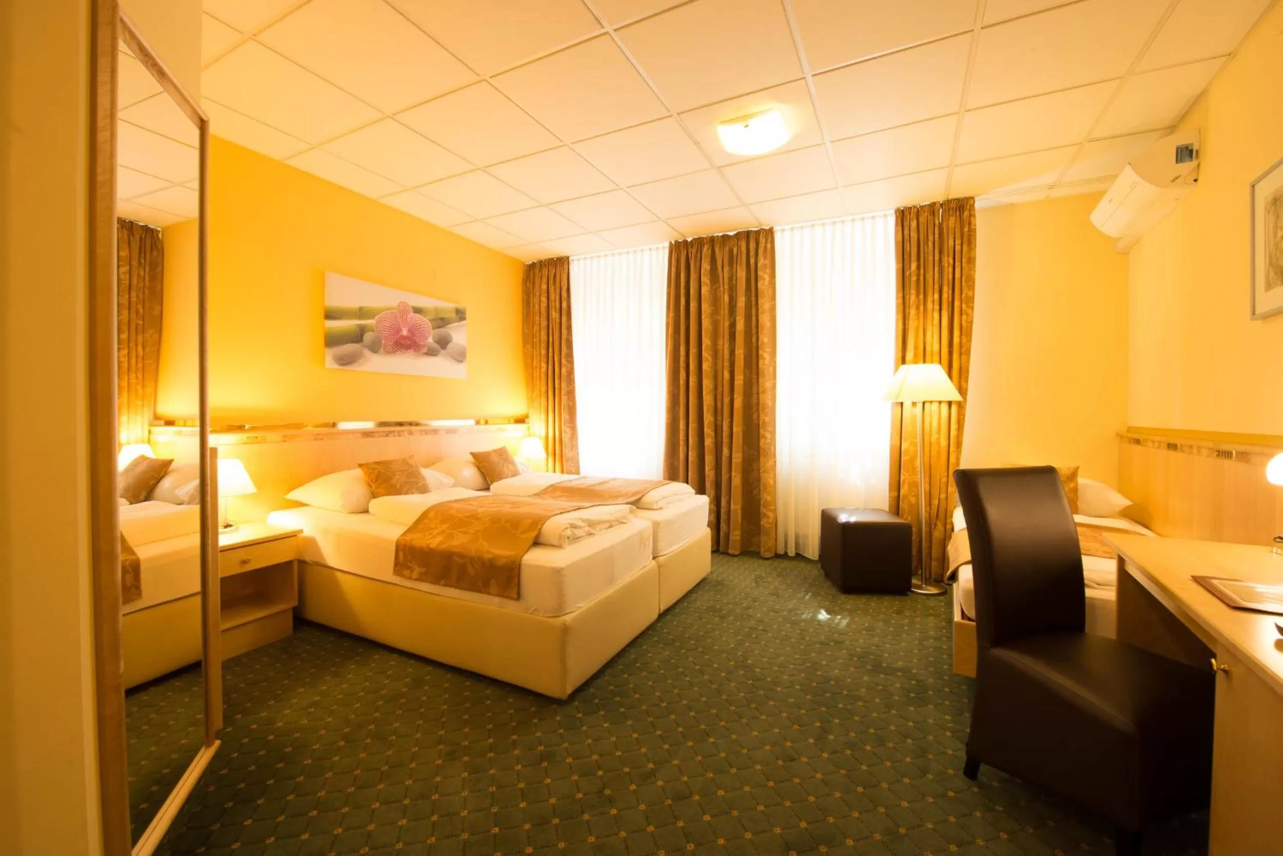 Bed in Hotel Beethoven