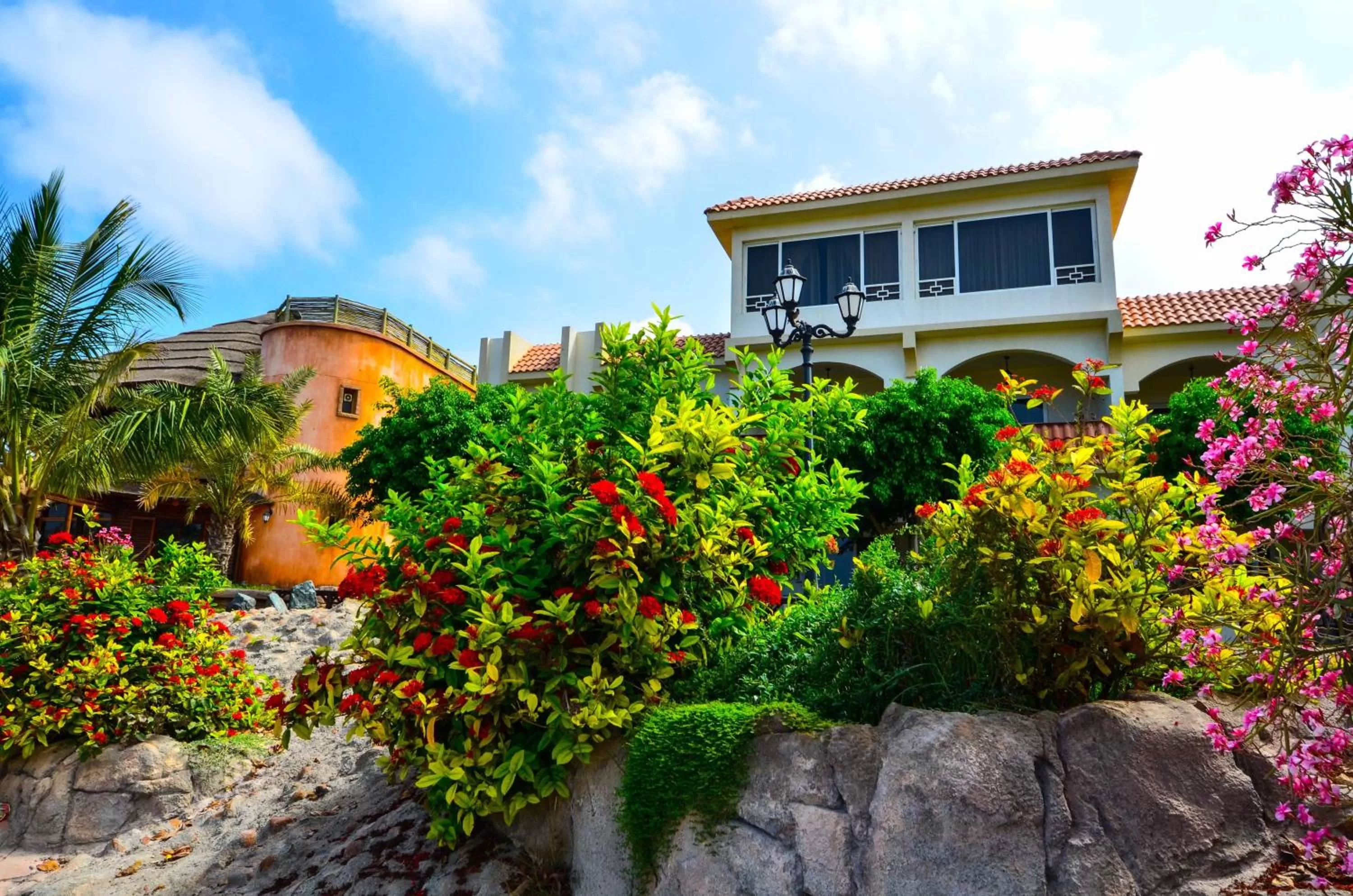 Facade/entrance in Sandy Beach Hotel & Resort