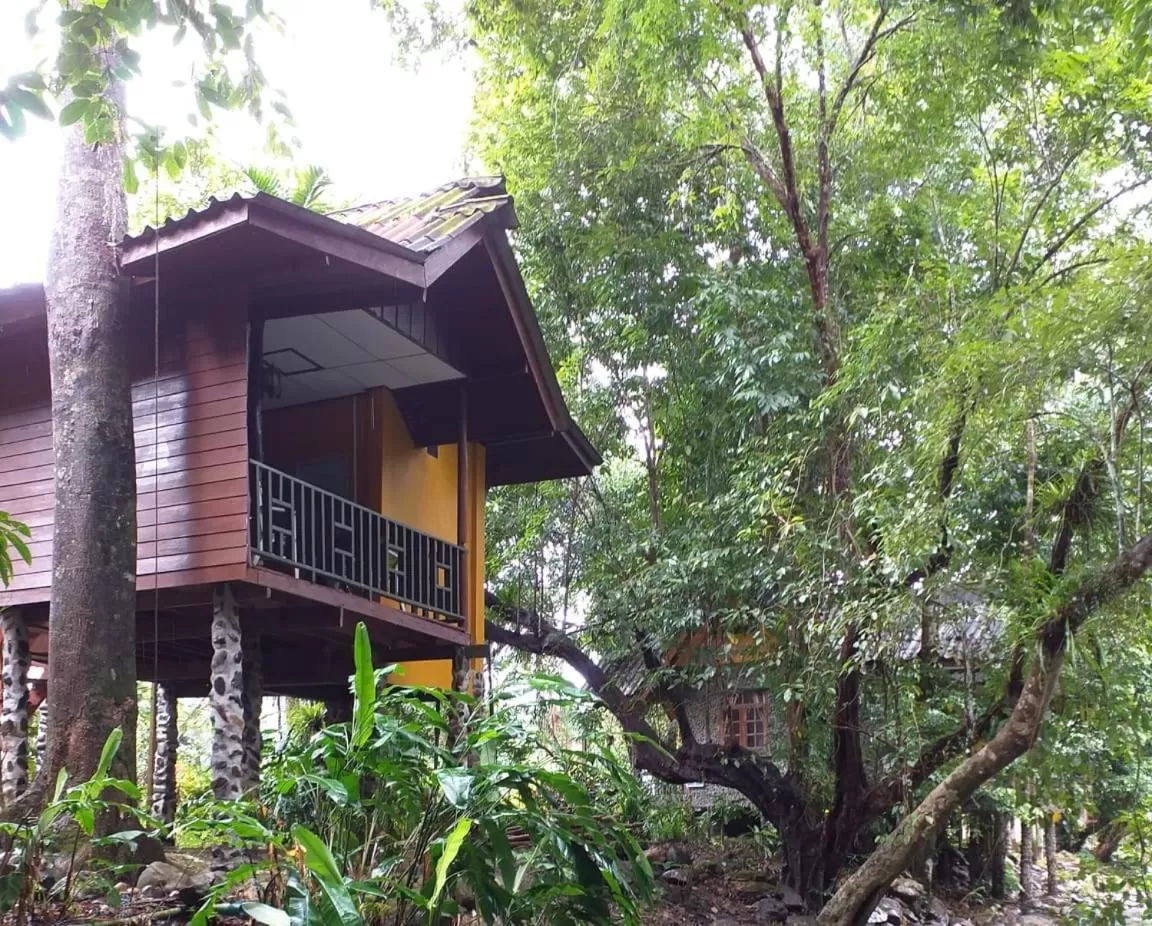 Tree Tops River Huts