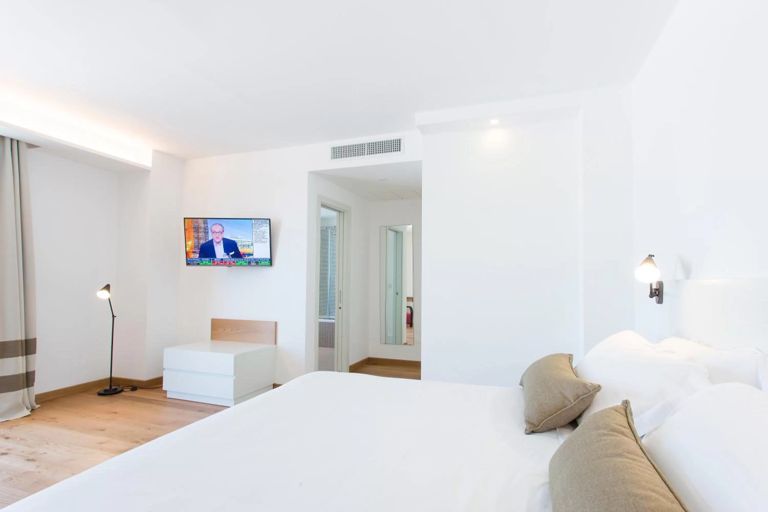 TV and multimedia, Bed in Villa Fiorella Art Hotel