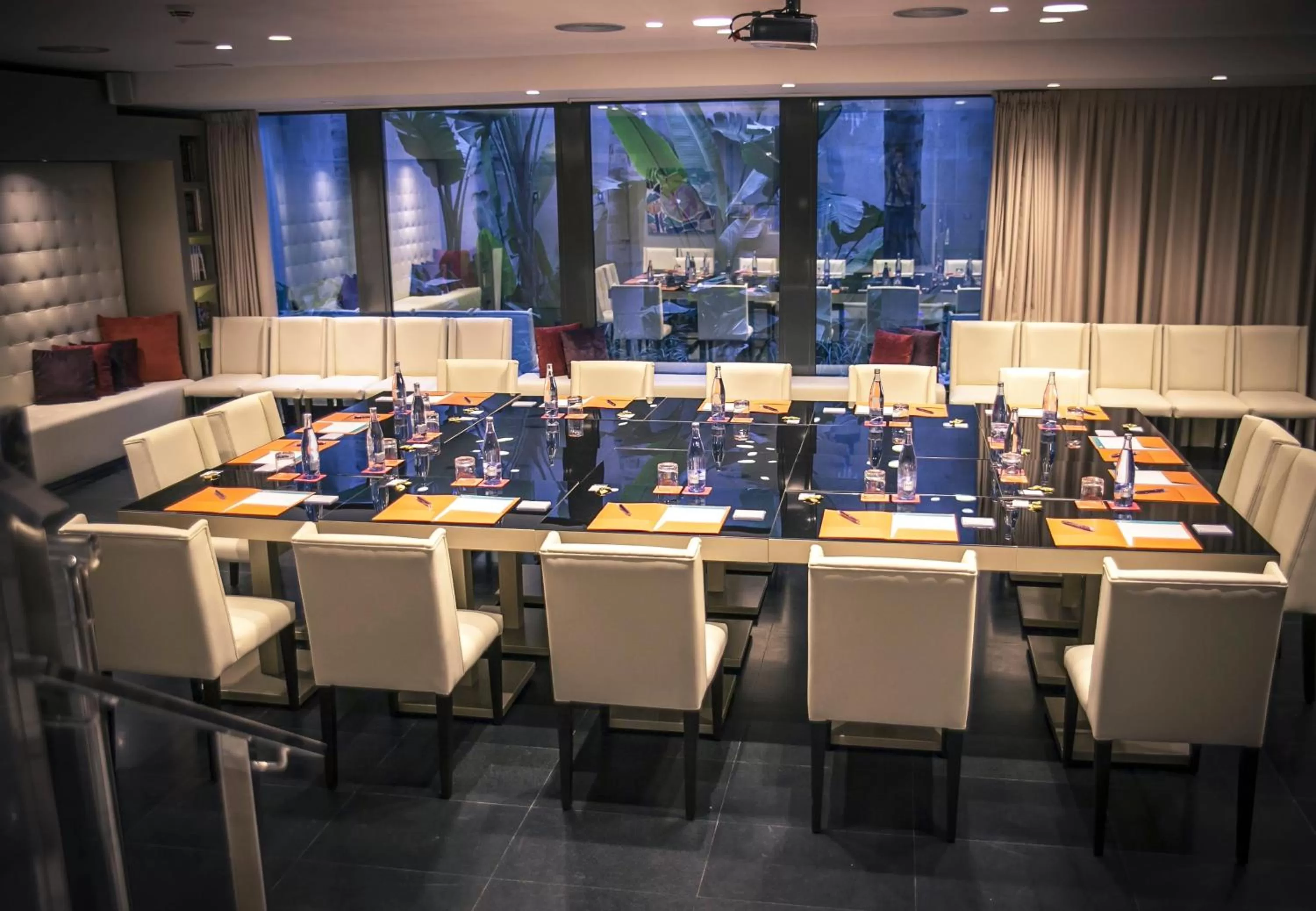Meeting/conference room in Hotel Indigo Barcelona - Plaza Catalunya 4Sup by IHG