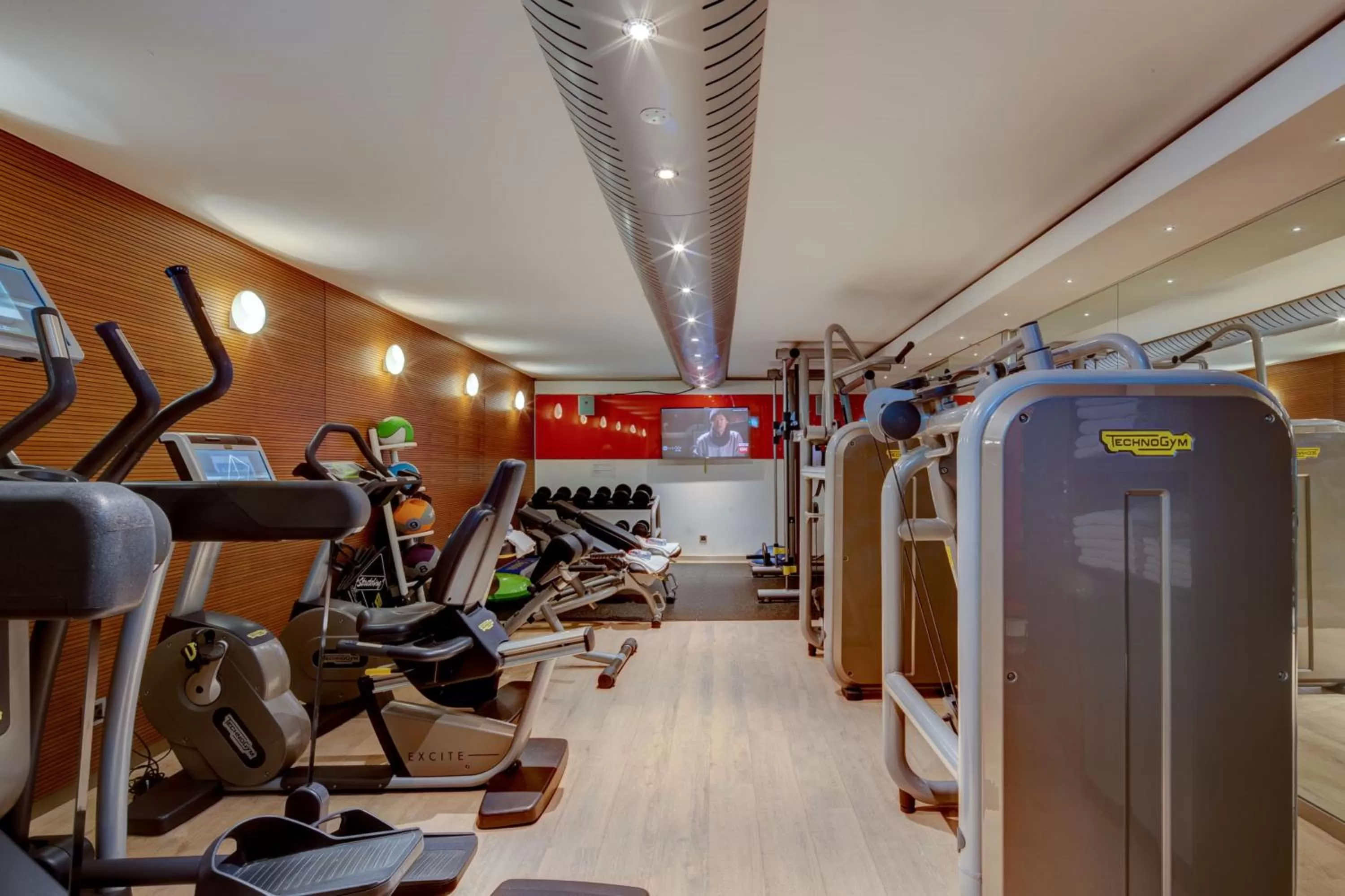 Fitness centre/facilities in Design Hotel f6