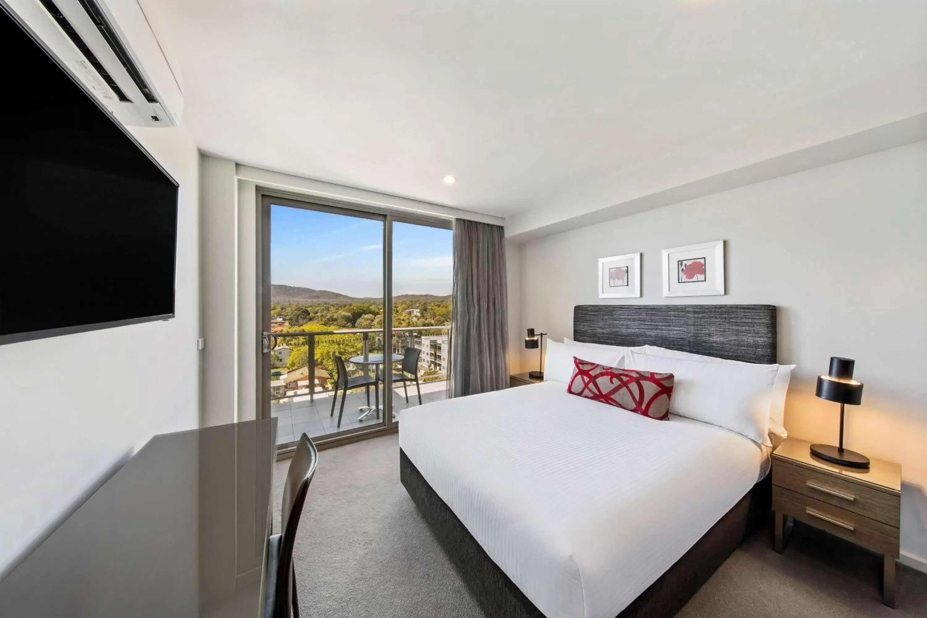 Guest Room in Adina Serviced Apartments Canberra Dickson Guest Room in Adina Serviced Apartments Canberra Dickson