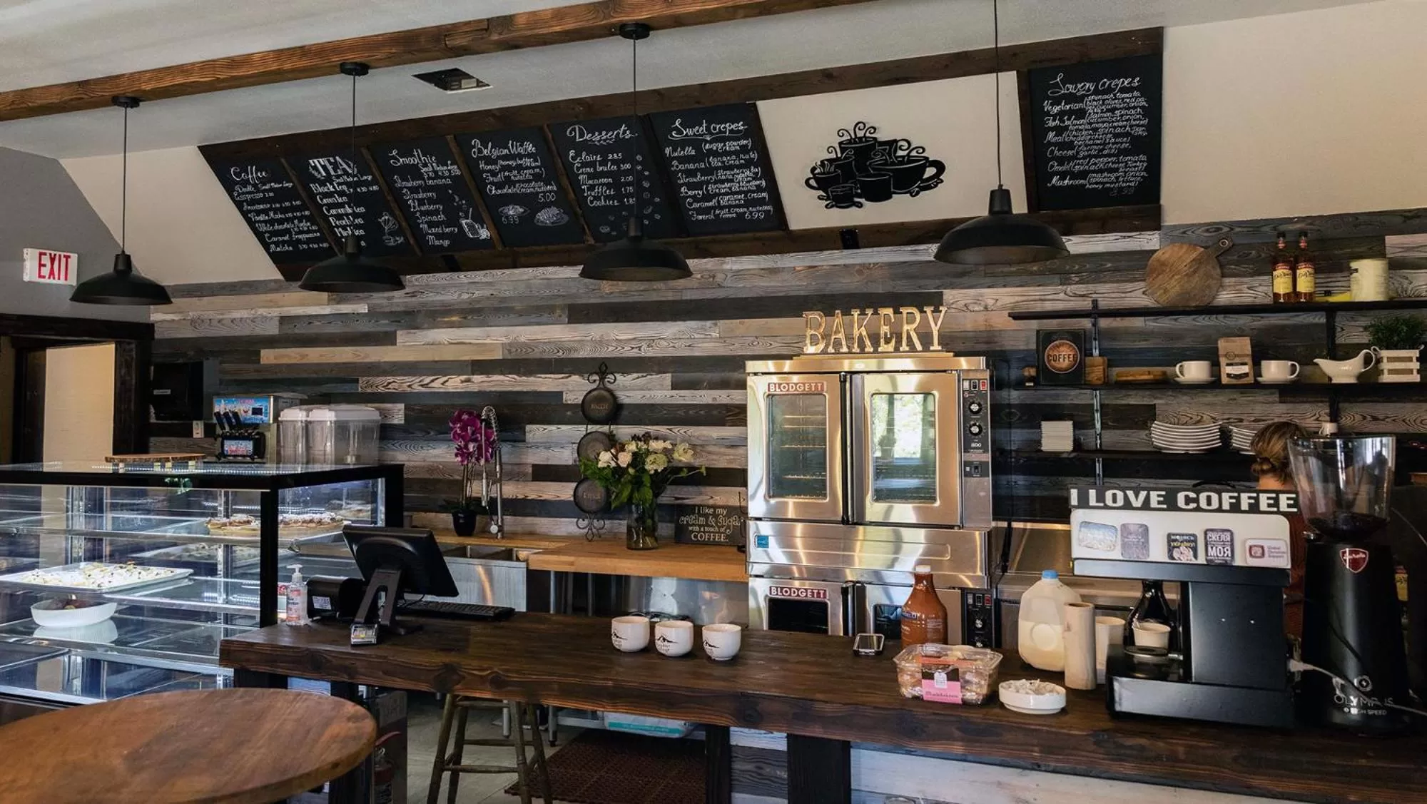 Restaurant/places to eat in Paradise Village