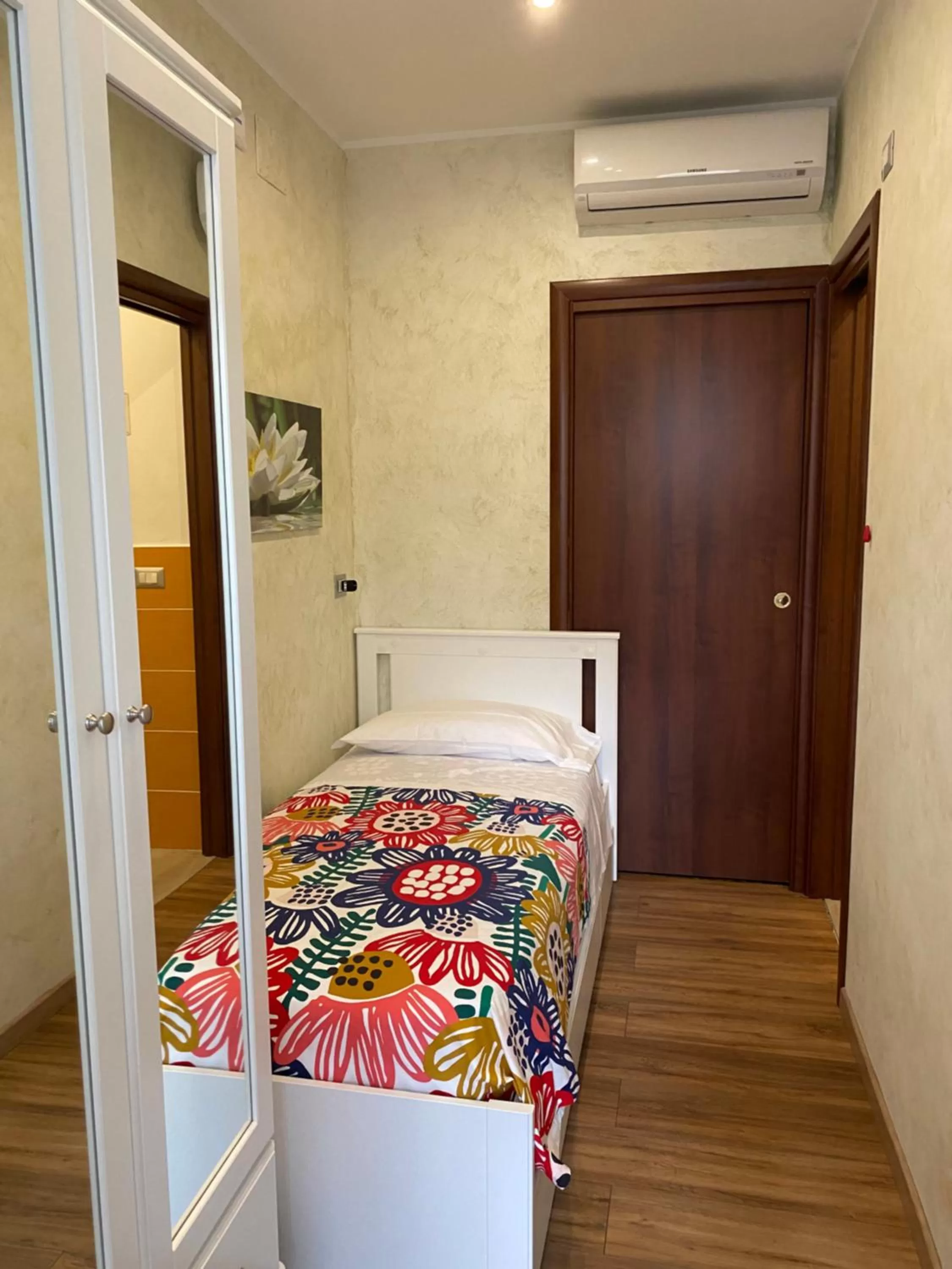 Bed in B&B CATANIA CENTRO - Charme & More