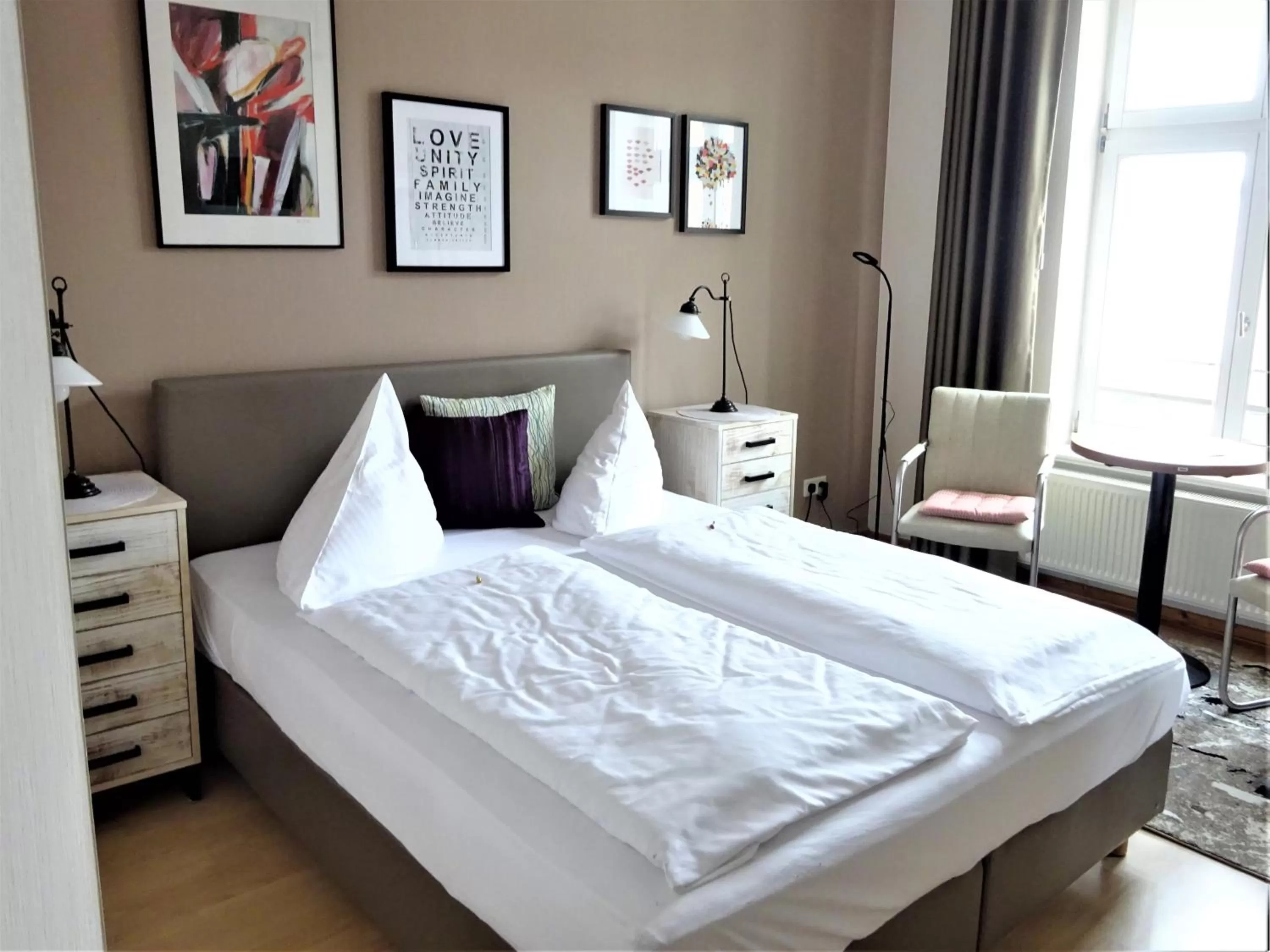 Bed in Pension Zur Fährbrücke