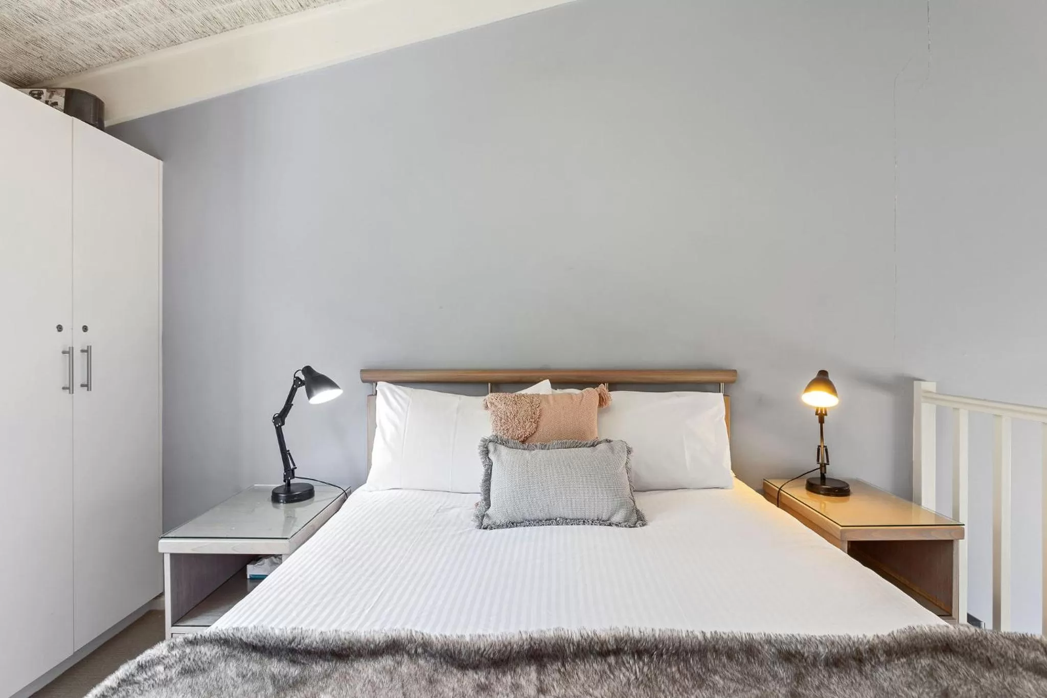 Bed in Whitecrest Eco Apartments Great Ocean Road