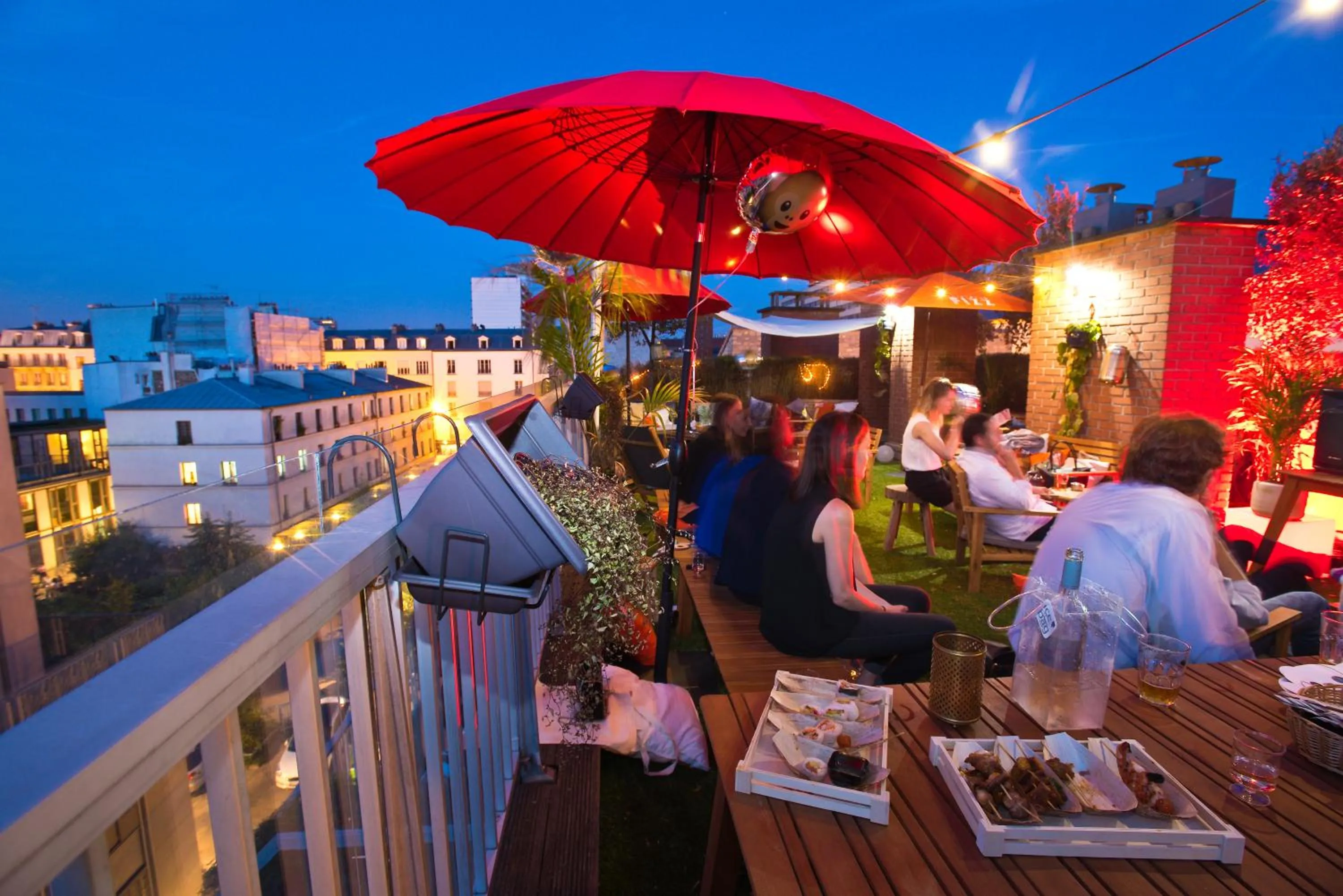 Balcony/Terrace in Mercure Paris Bastille Saint Antoine