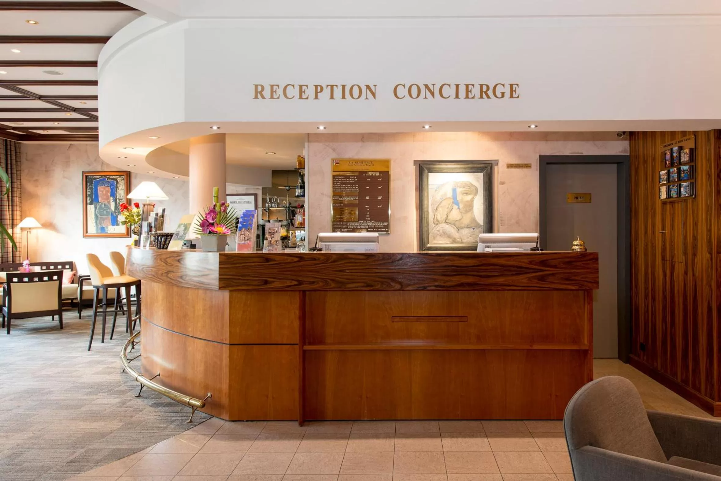 Lobby or reception in Le Jean-Sébastien Bach