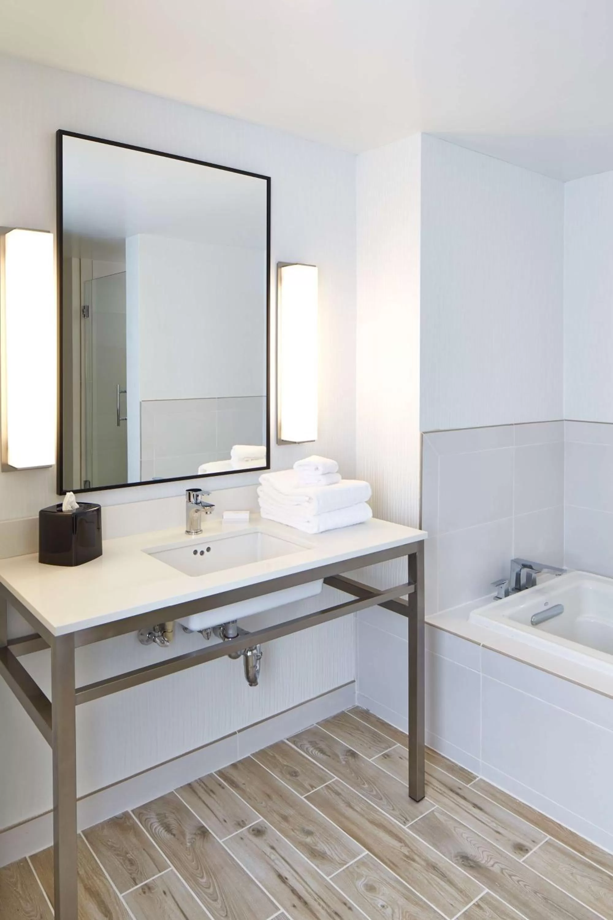 Bathroom in Hilton Garden Inn Boston/Marlborough