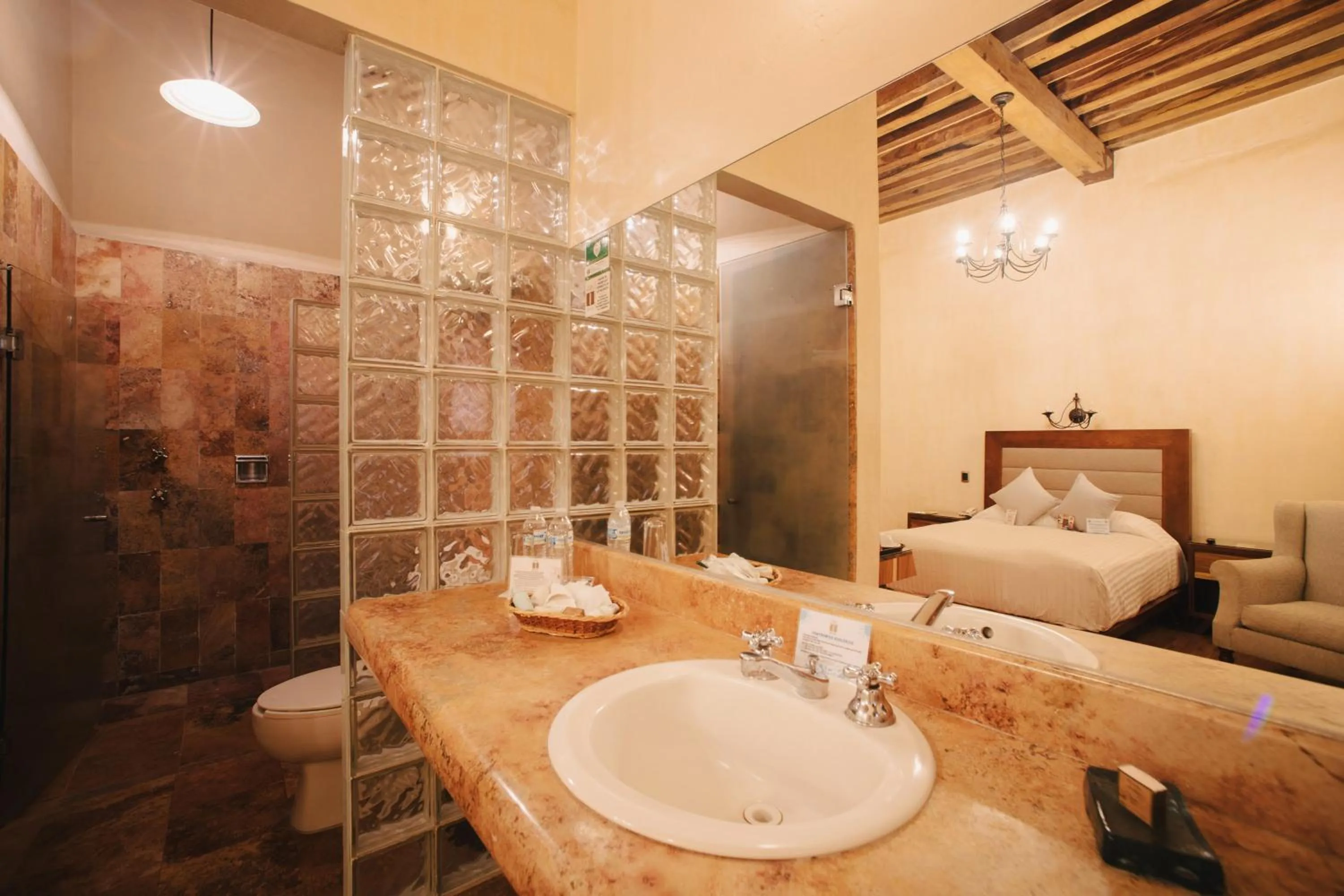 Bed in Hotel Casa Antigua