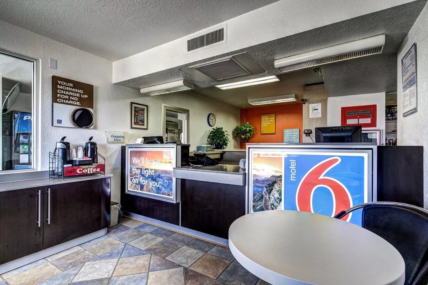 Lobby or reception in Motel 6 Wells