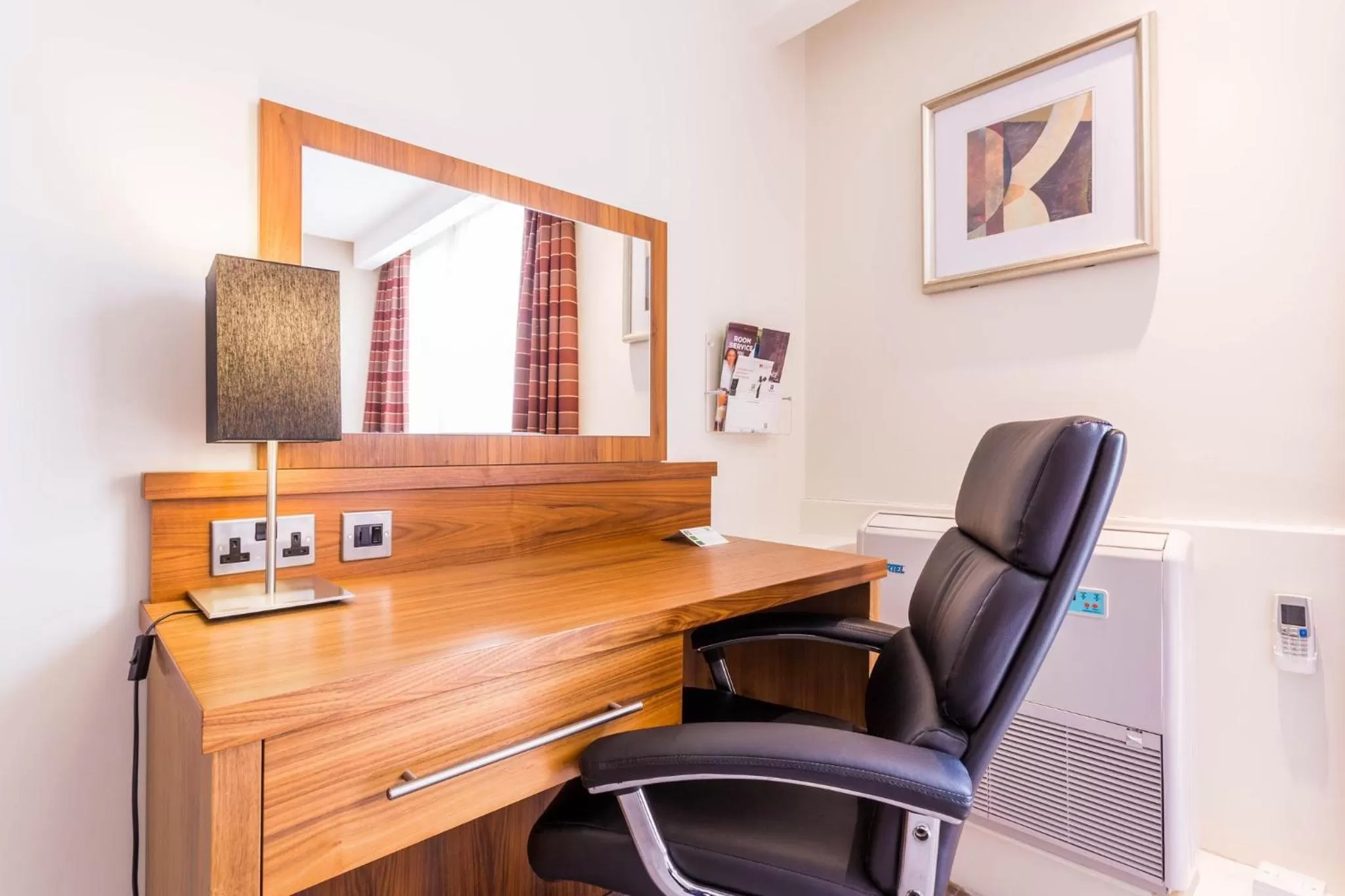 Photo of the whole room in Holiday Inn Newcastle Gosforth Park by IHG