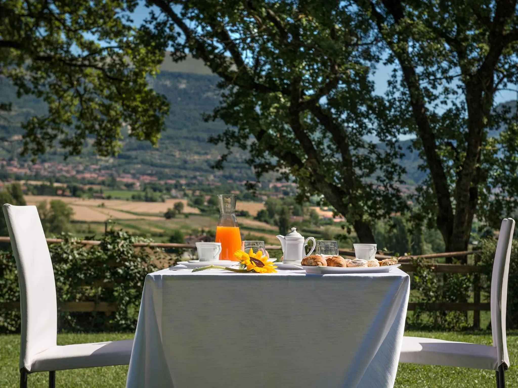 Food and drinks in Hotel Villa Montegranelli