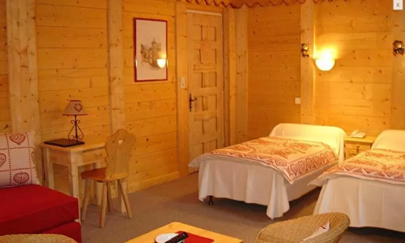 Bed in Hôtel Les Glaciers