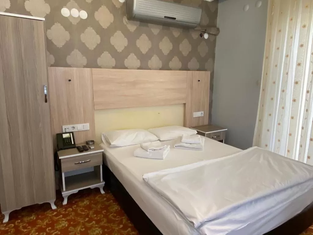 Photo of the whole room, Bed in Sakran Hotel