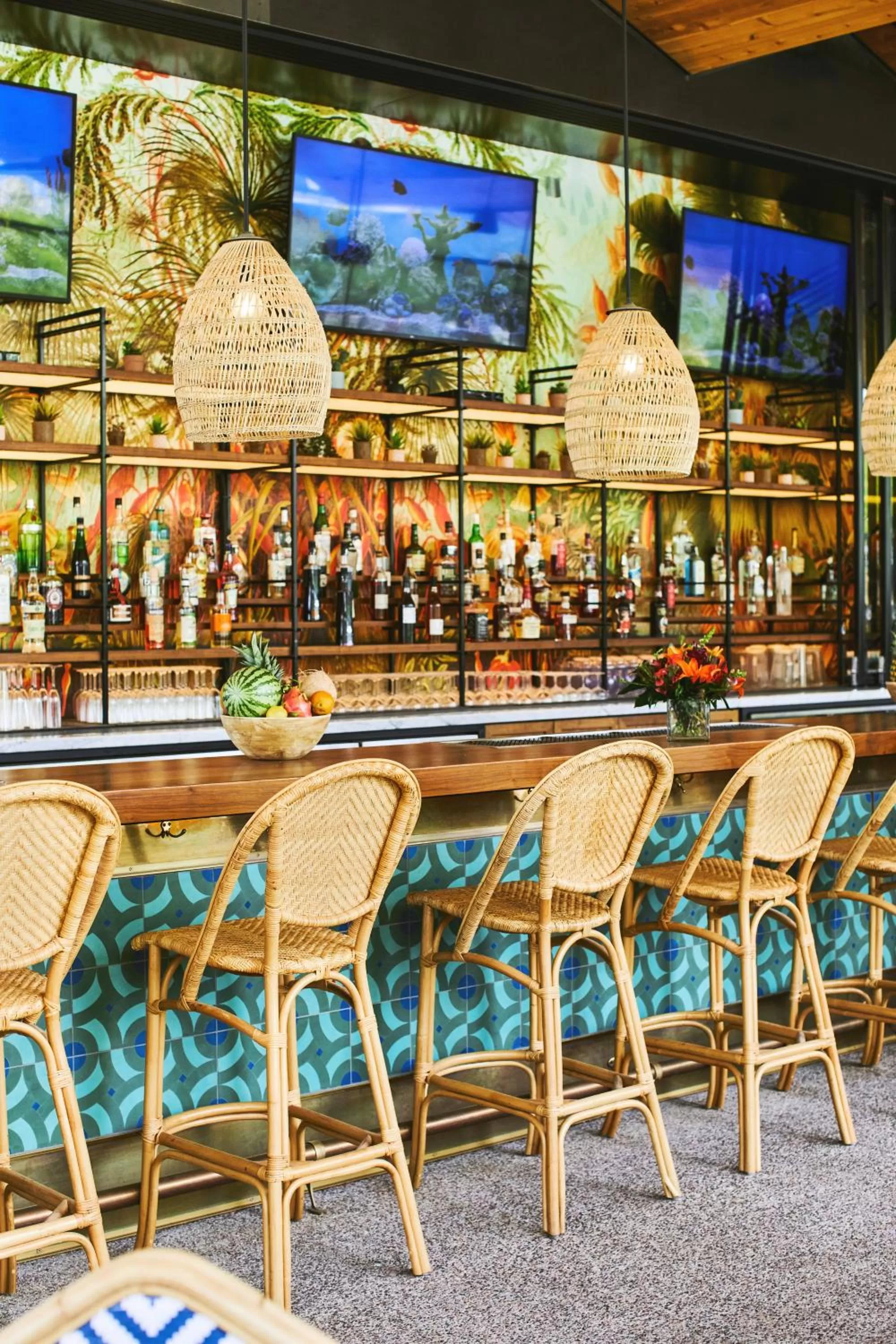 Restaurant/places to eat in RISE Uptown