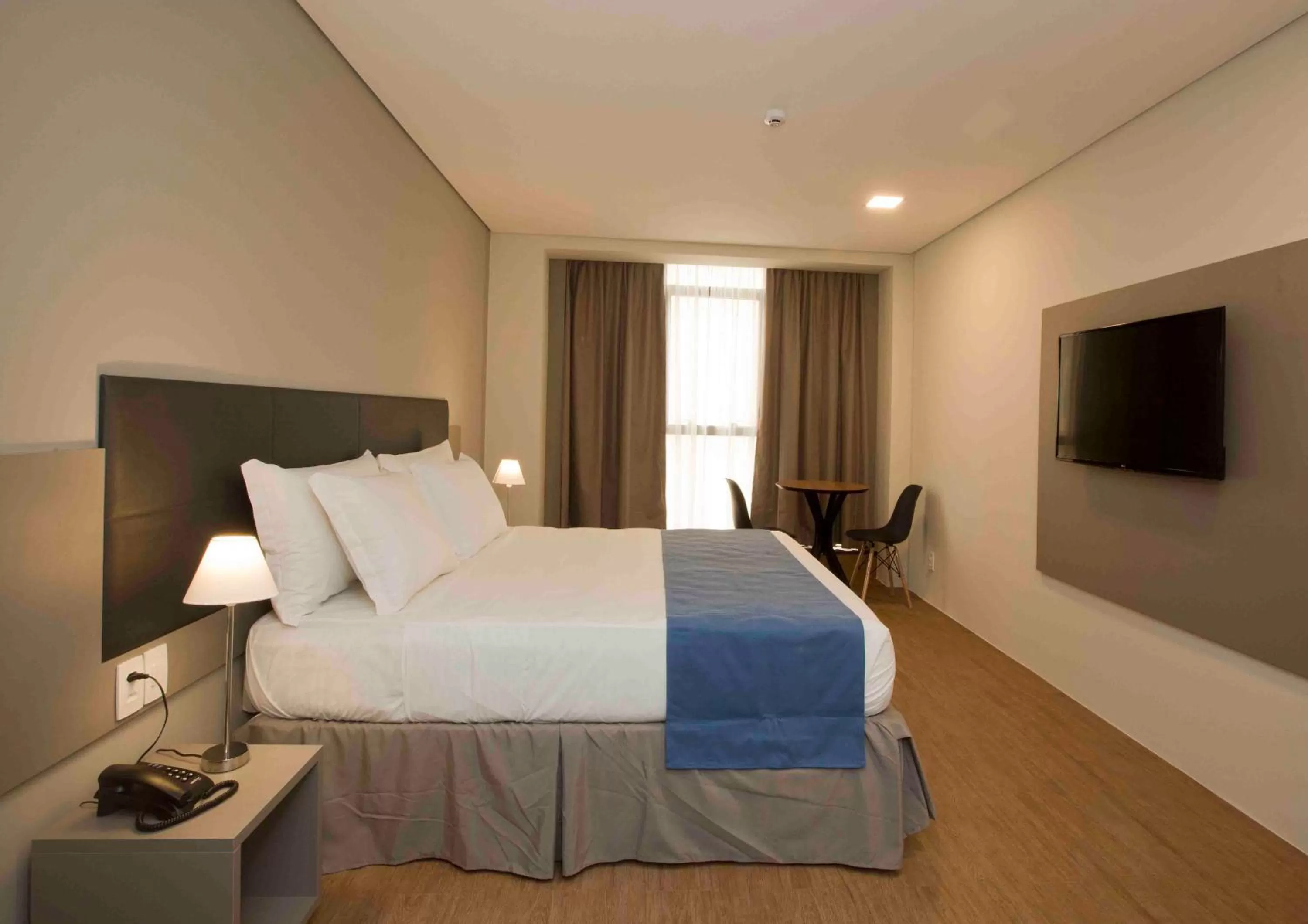 Photo of the whole room, Bed in Fity Hotel