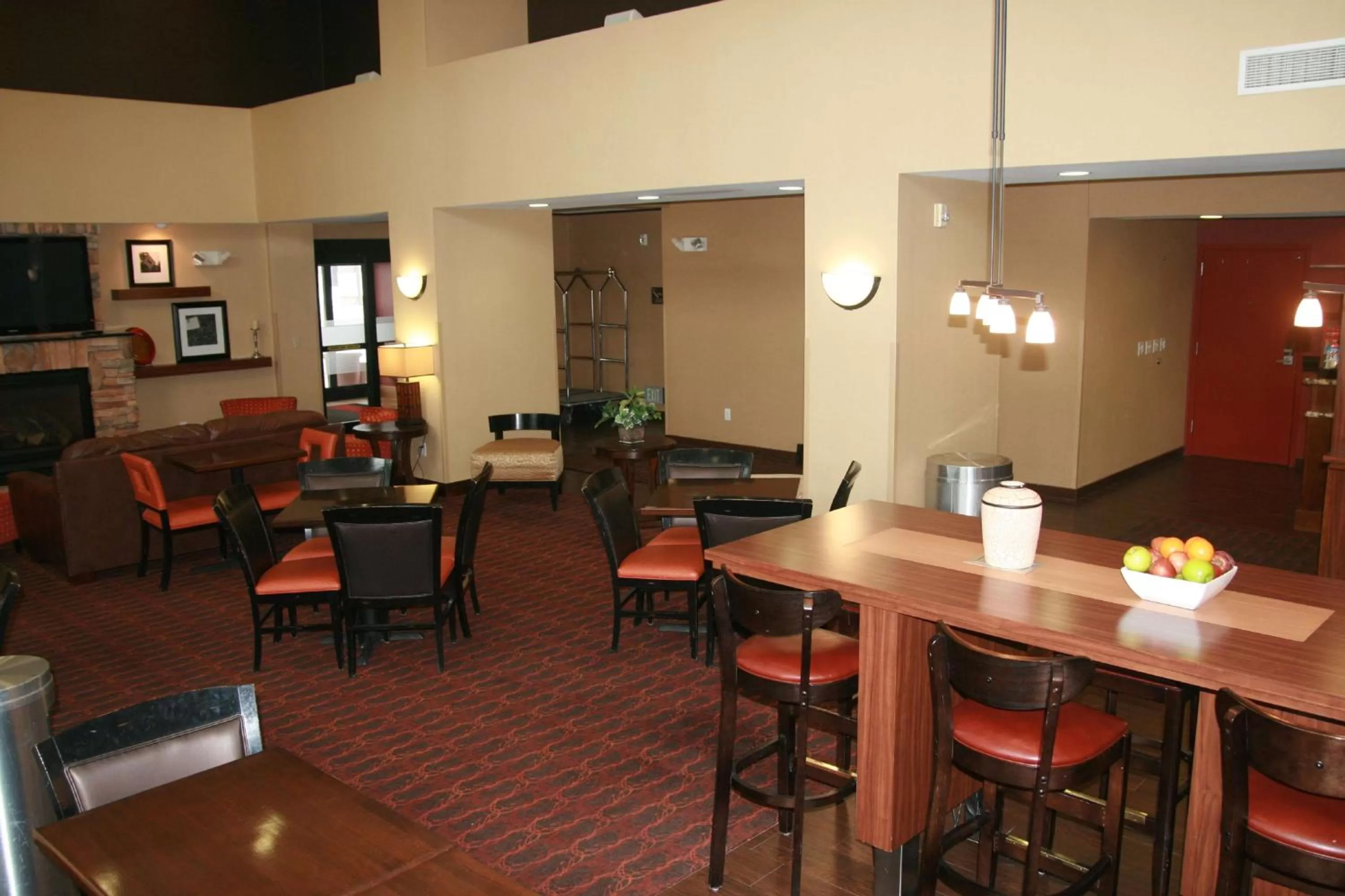 Lobby or reception in Hampton Inn & Suites Aberdeen