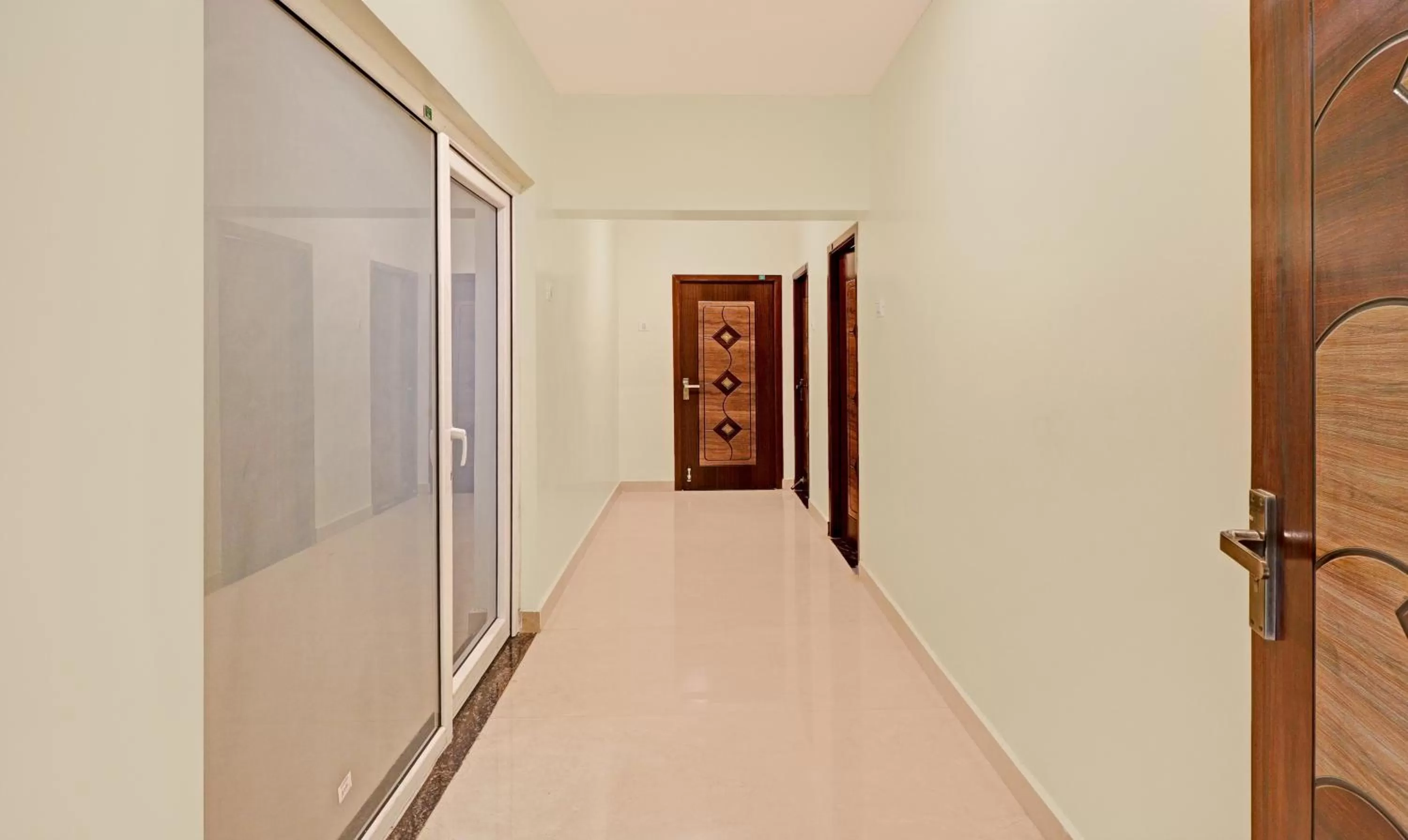 Lobby or reception in Treebo Aall Season