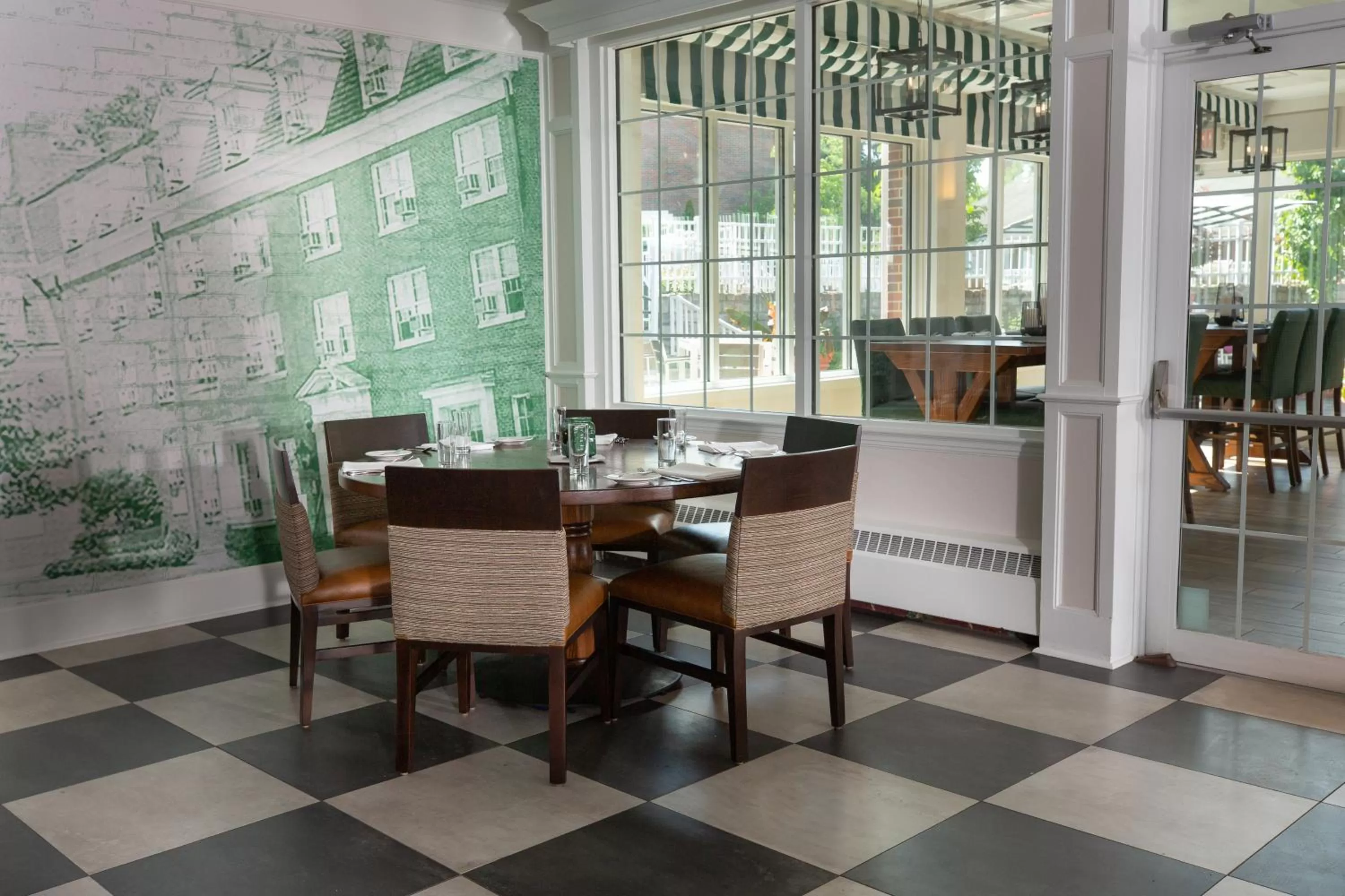 Restaurant/places to eat in Ohio University Inn and Conference Center