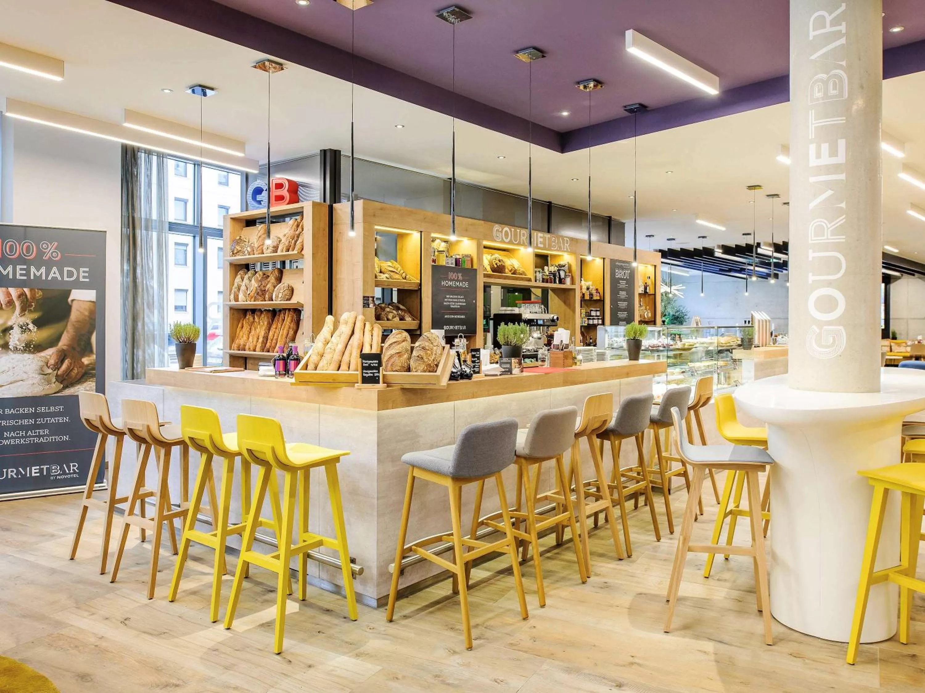 Restaurant/places to eat in Novotel München City Arnulfpark