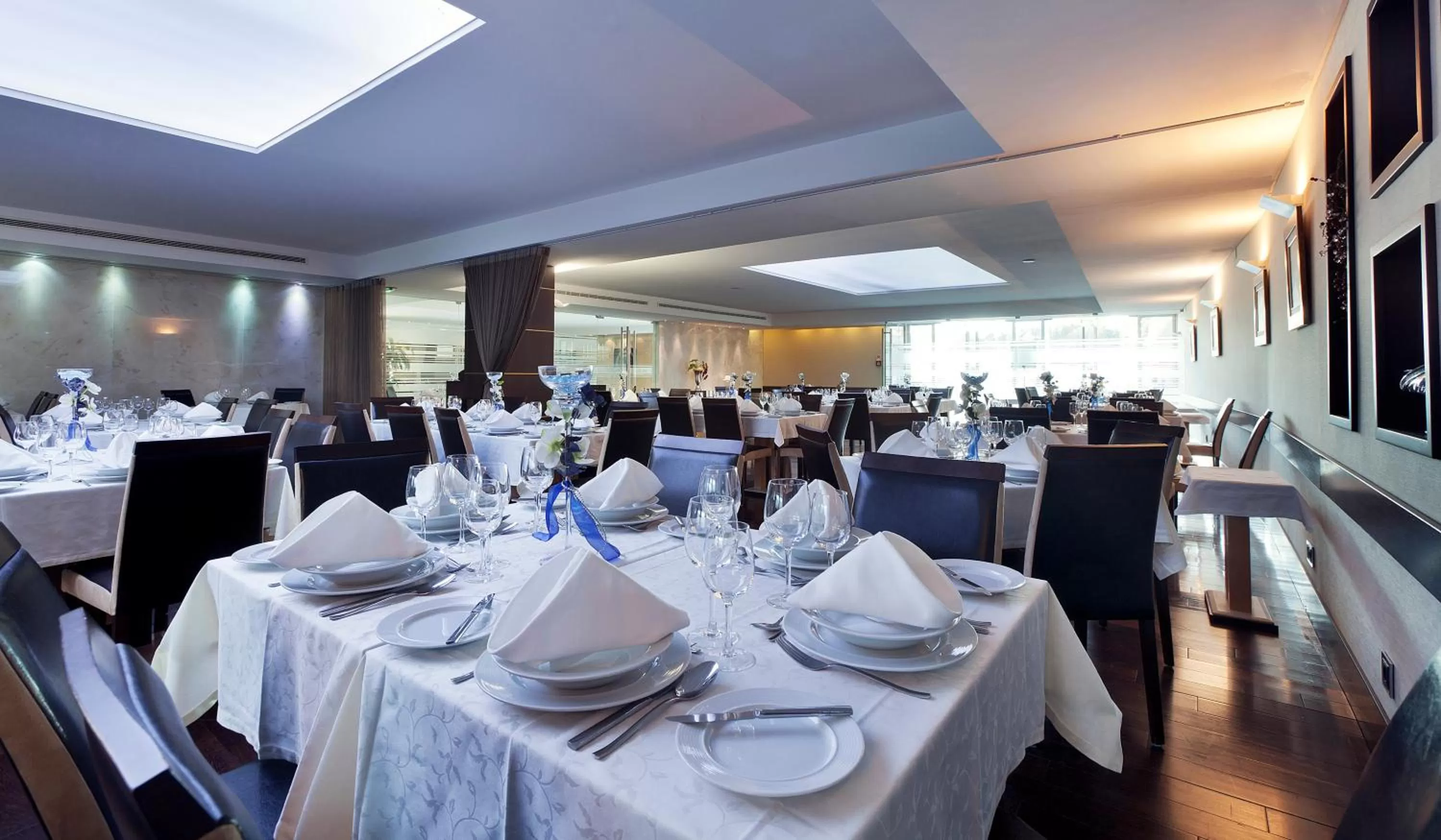 Restaurant/places to eat in Hotel Lux Fatima