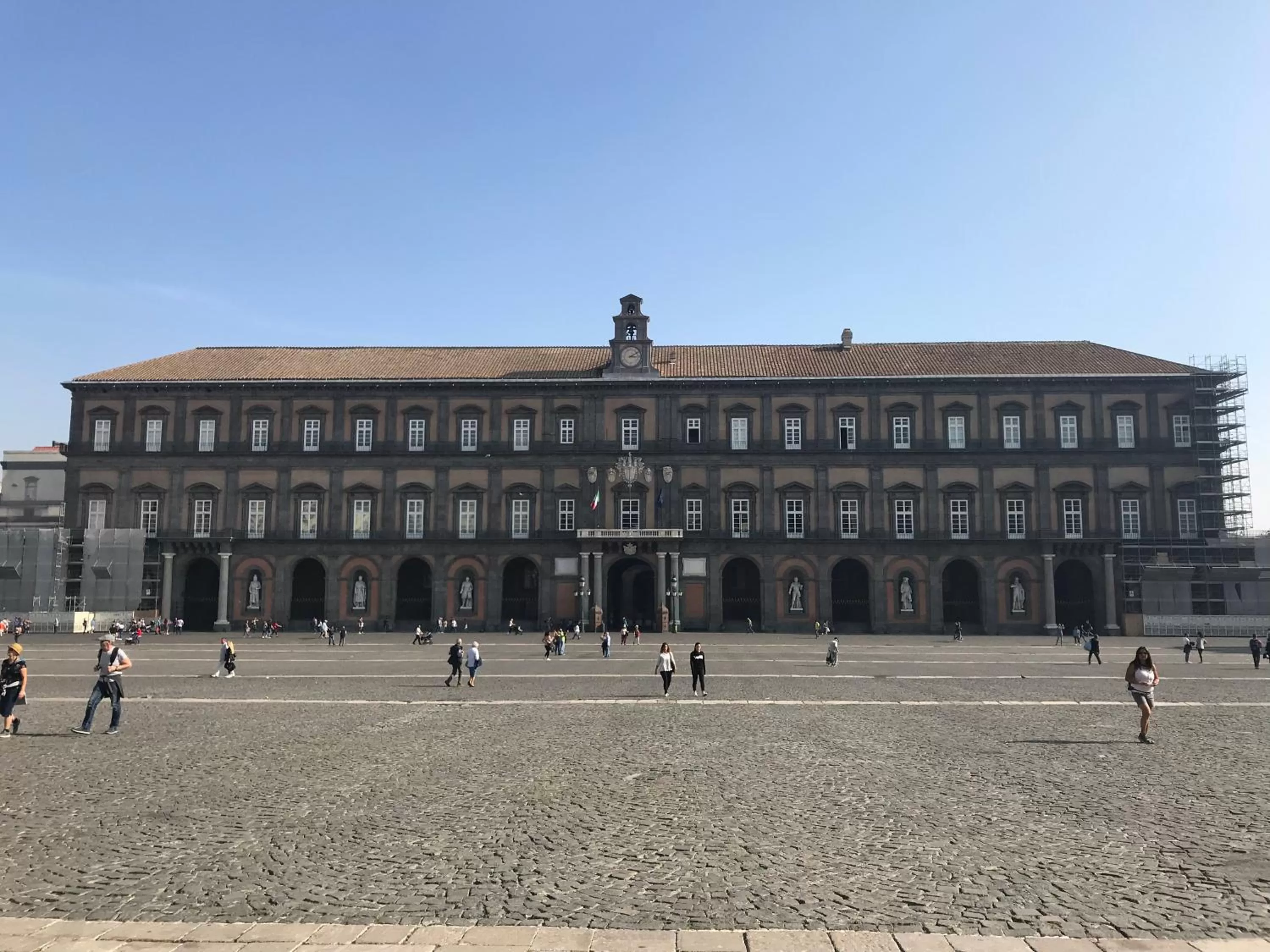 Nearby landmark in Caruso Place Luxury Rooms & Suites