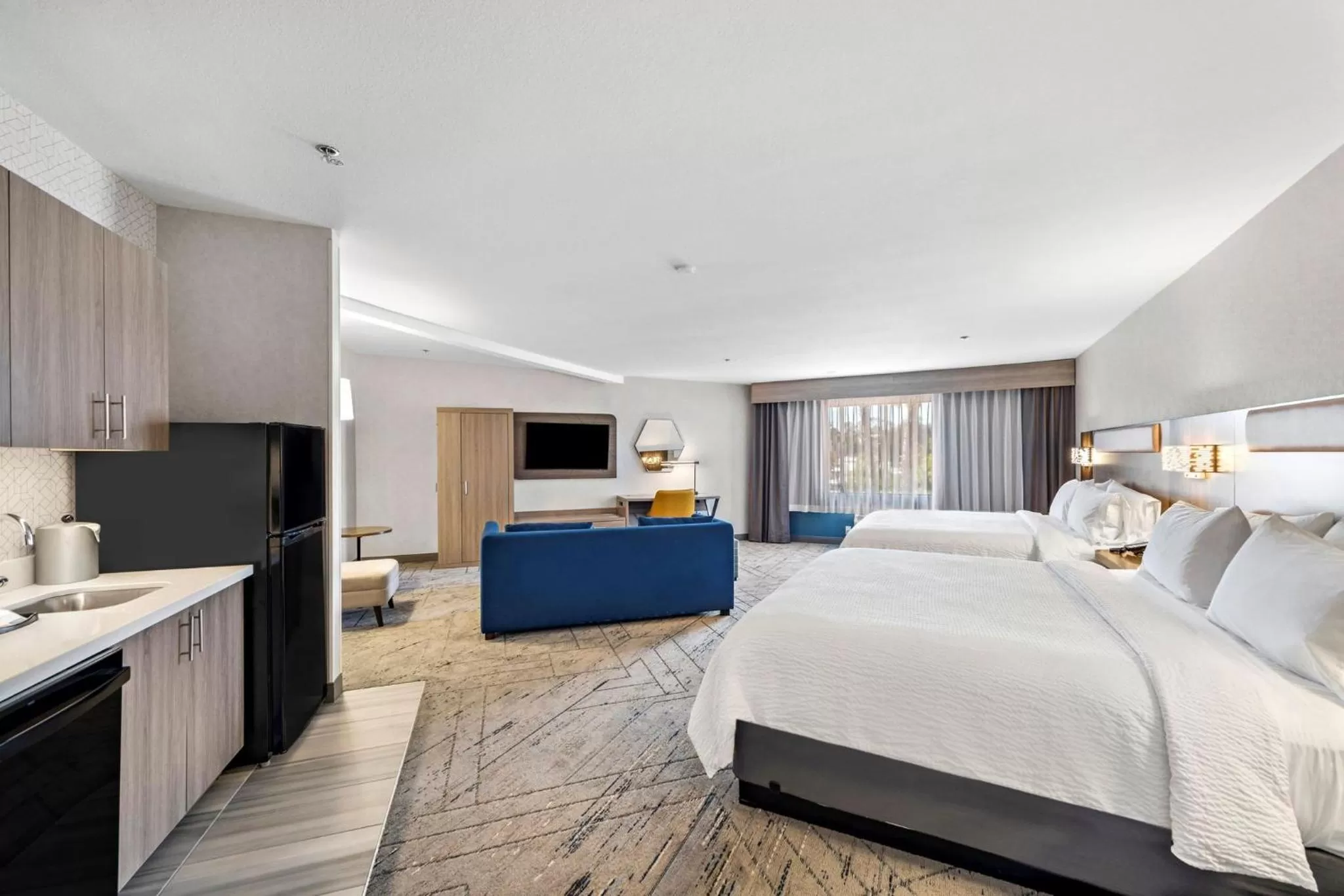 Photo of the whole room, Bed in Holiday Inn Express La Mesa Near SDSU by IHG