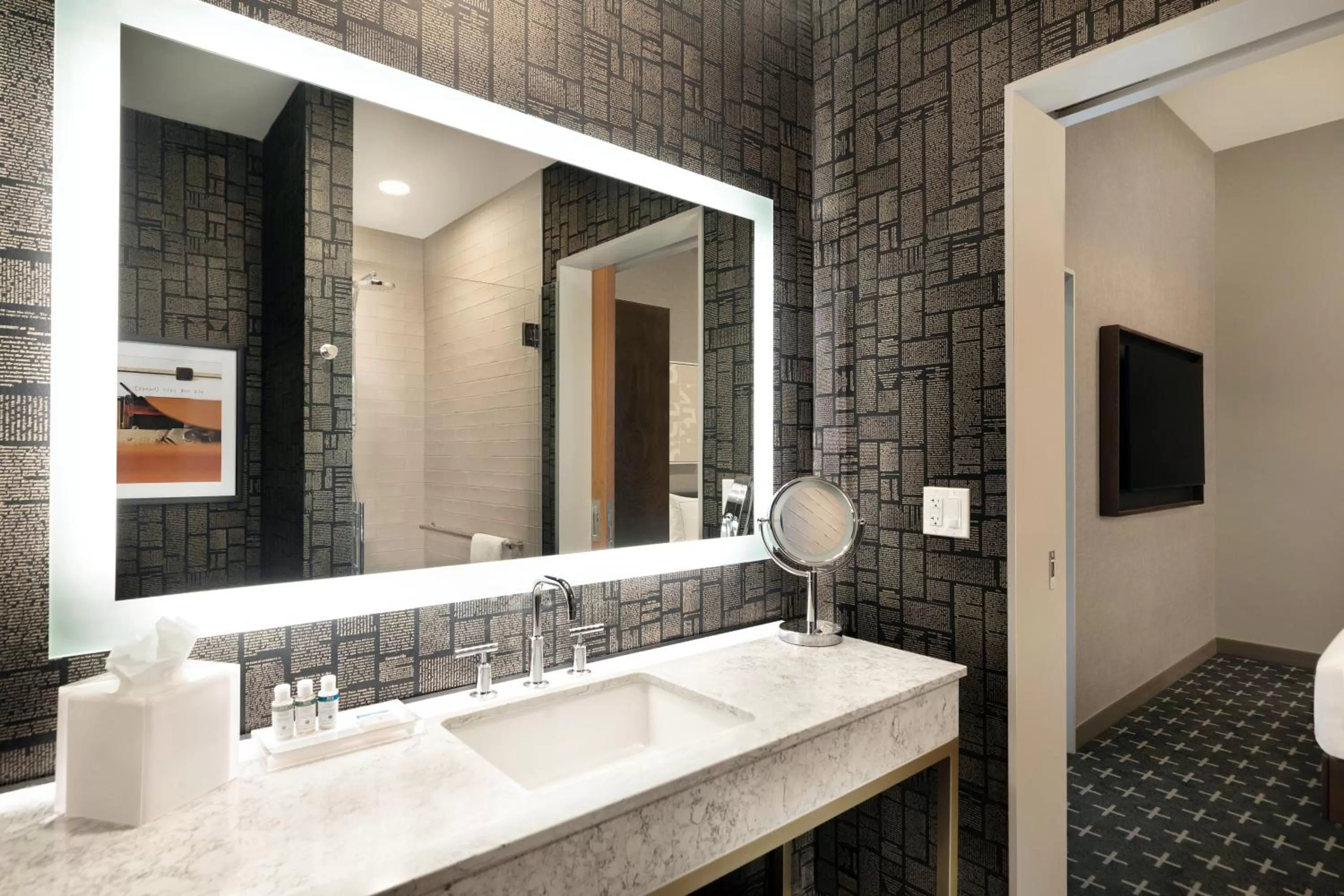 Bathroom in The Slate Hotel Denver Downtown, Tapestry by Hilton