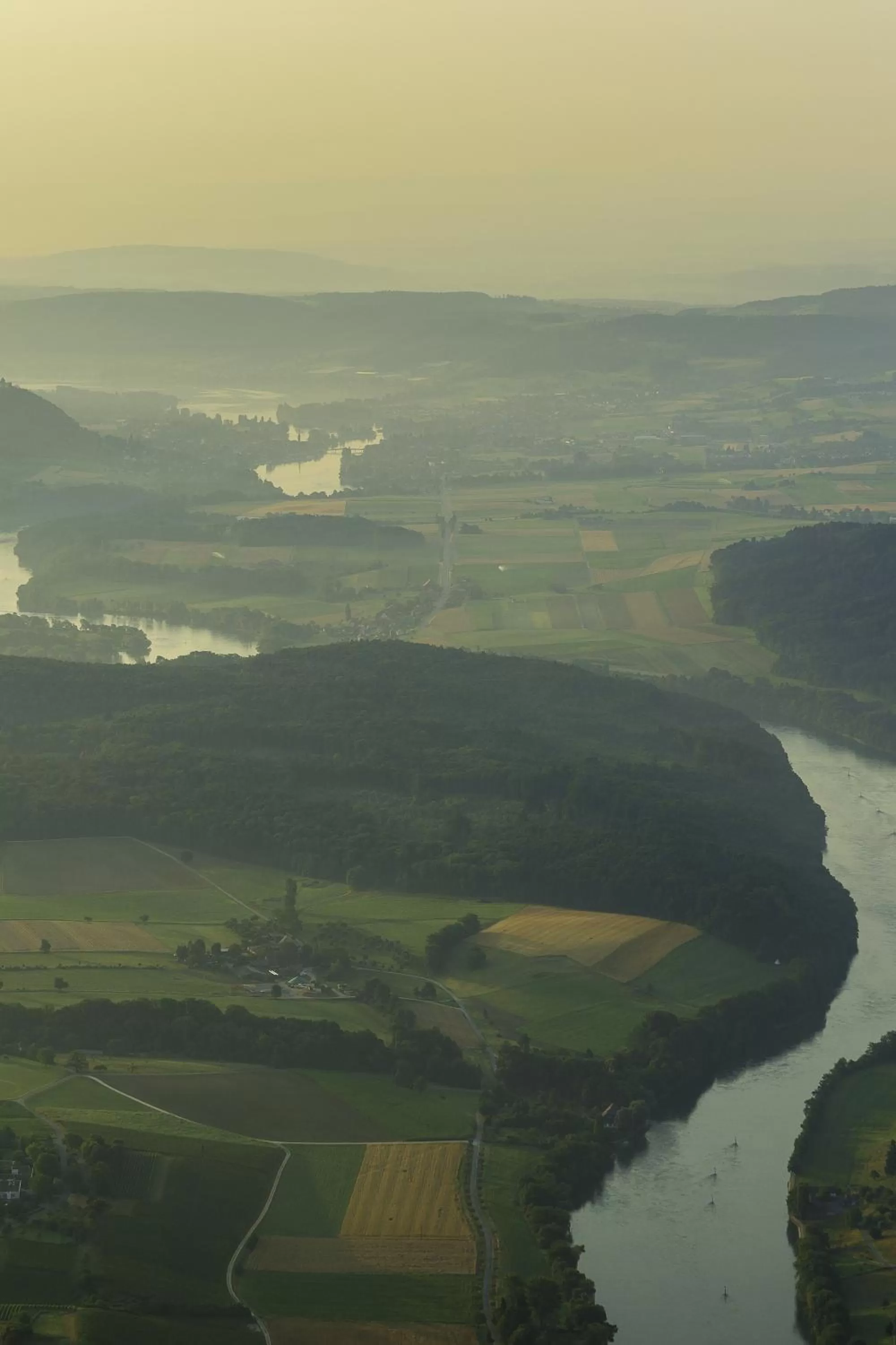 Natural landscape, Bird's-eye View in Hotel Rheingold