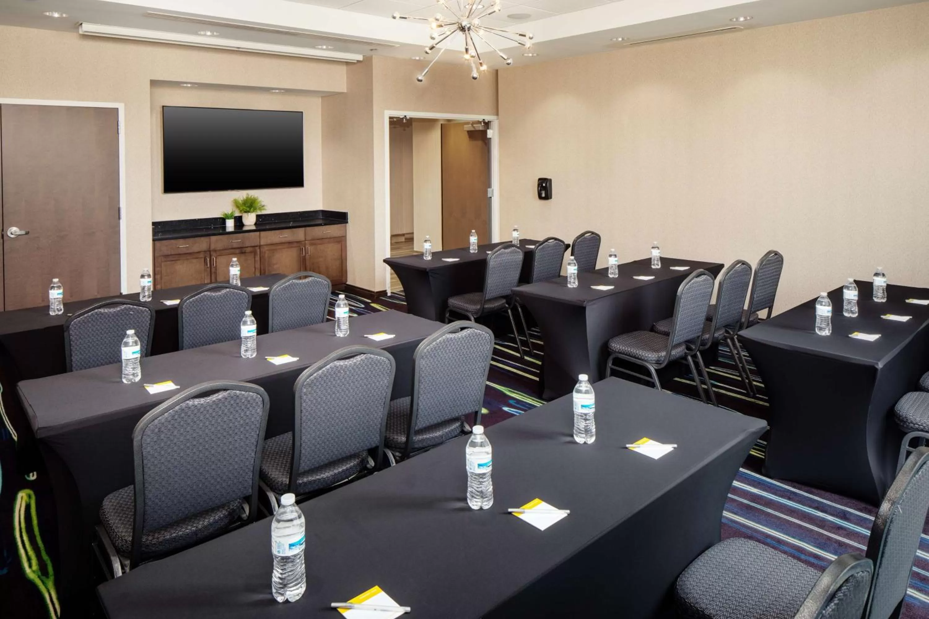 Meeting/conference room in Hampton Inn & Suites Charlotte/Ballantyne, Nc