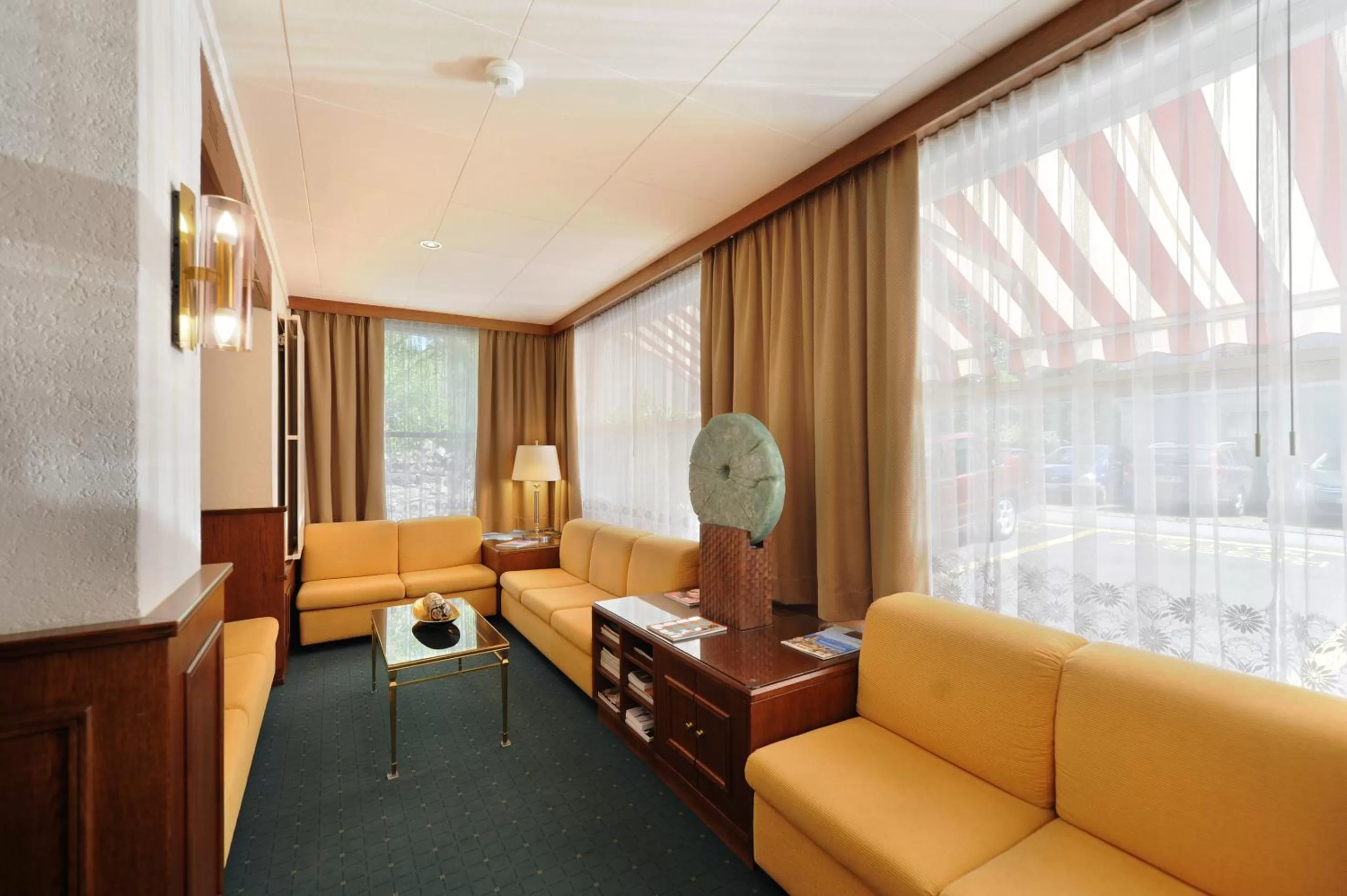 Lounge or bar in Elite