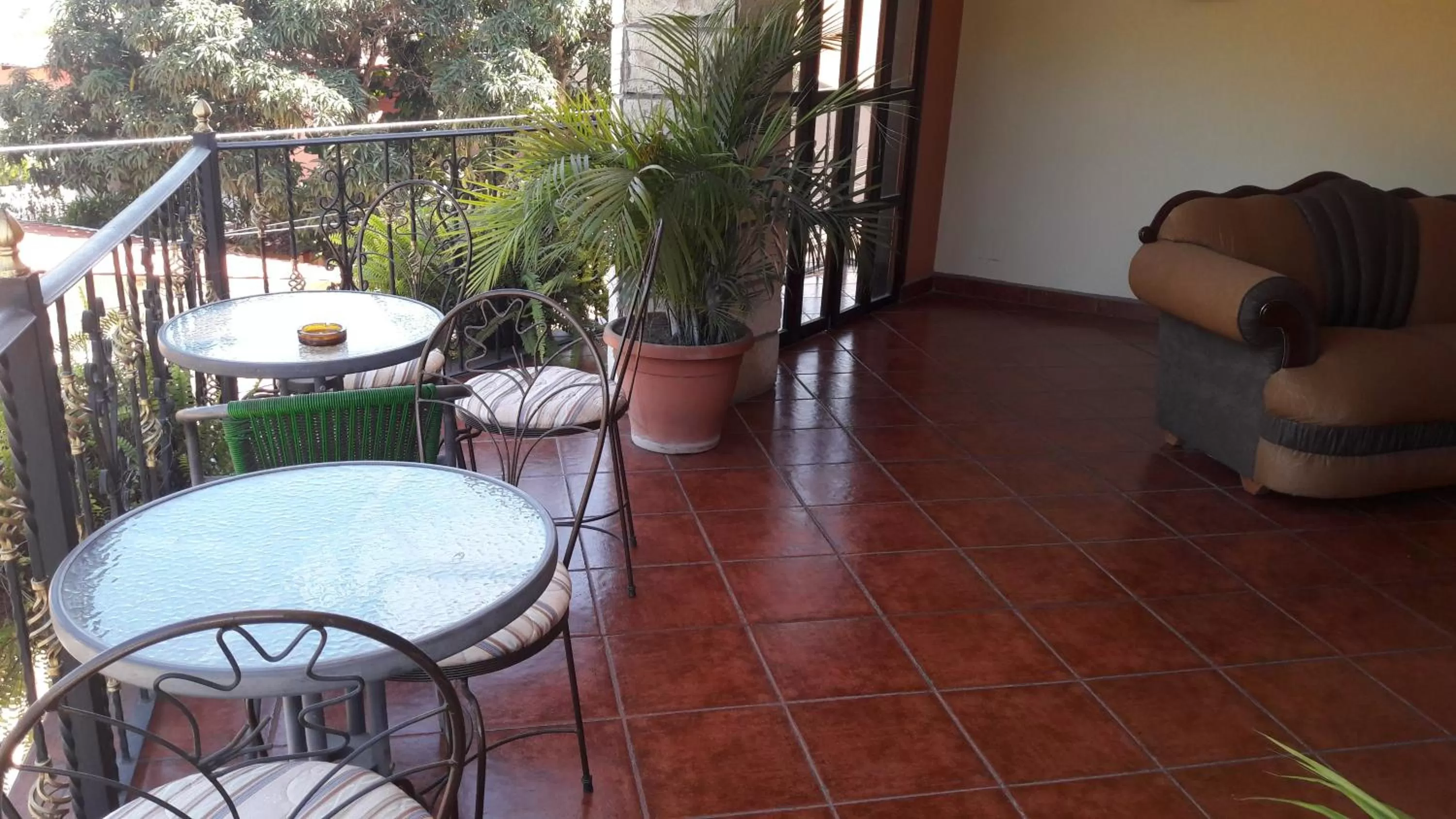 Patio in Hotel Acropolis Maya