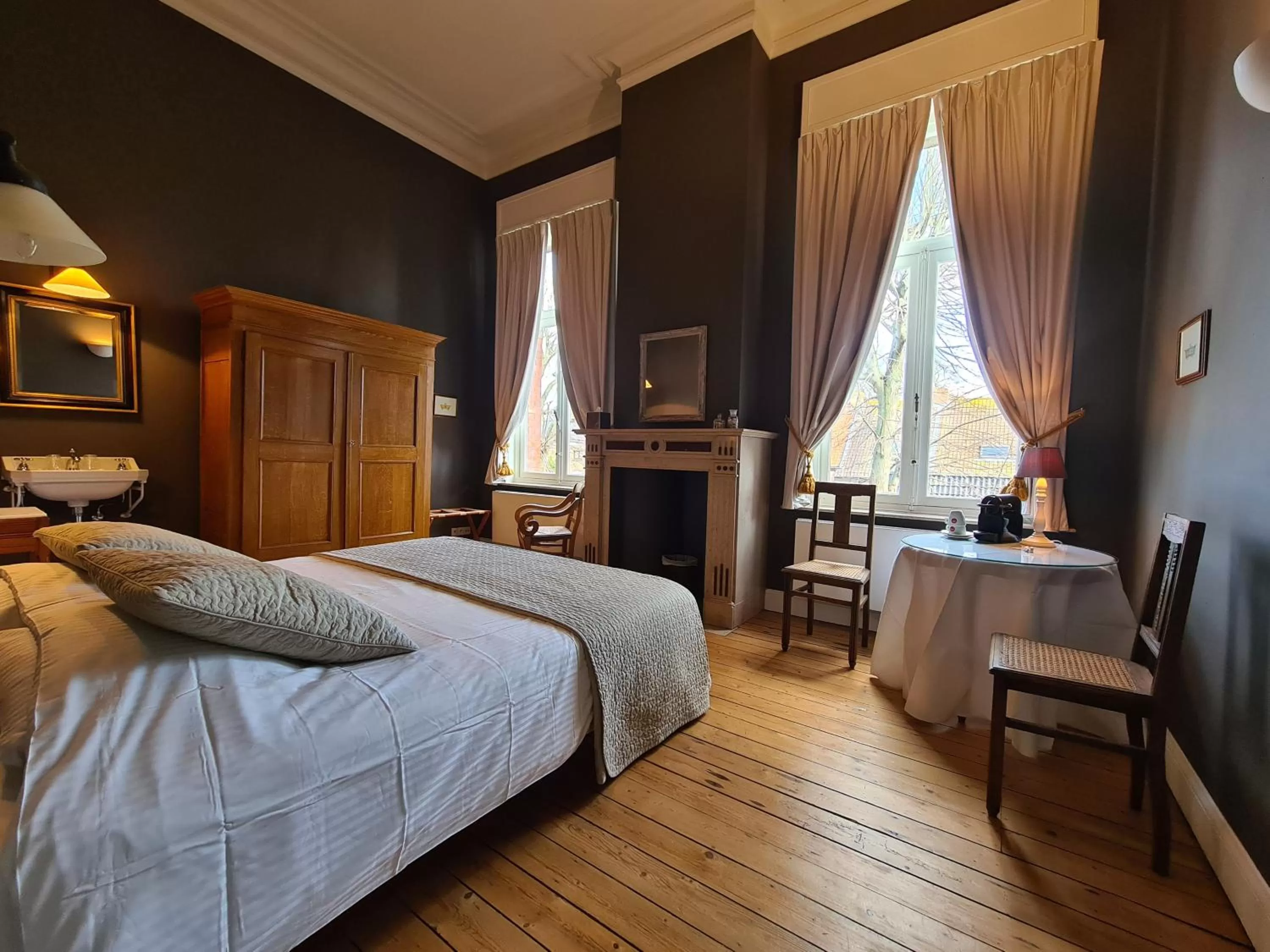 Bedroom in B&B 't Kasteel & 't Koetshuys