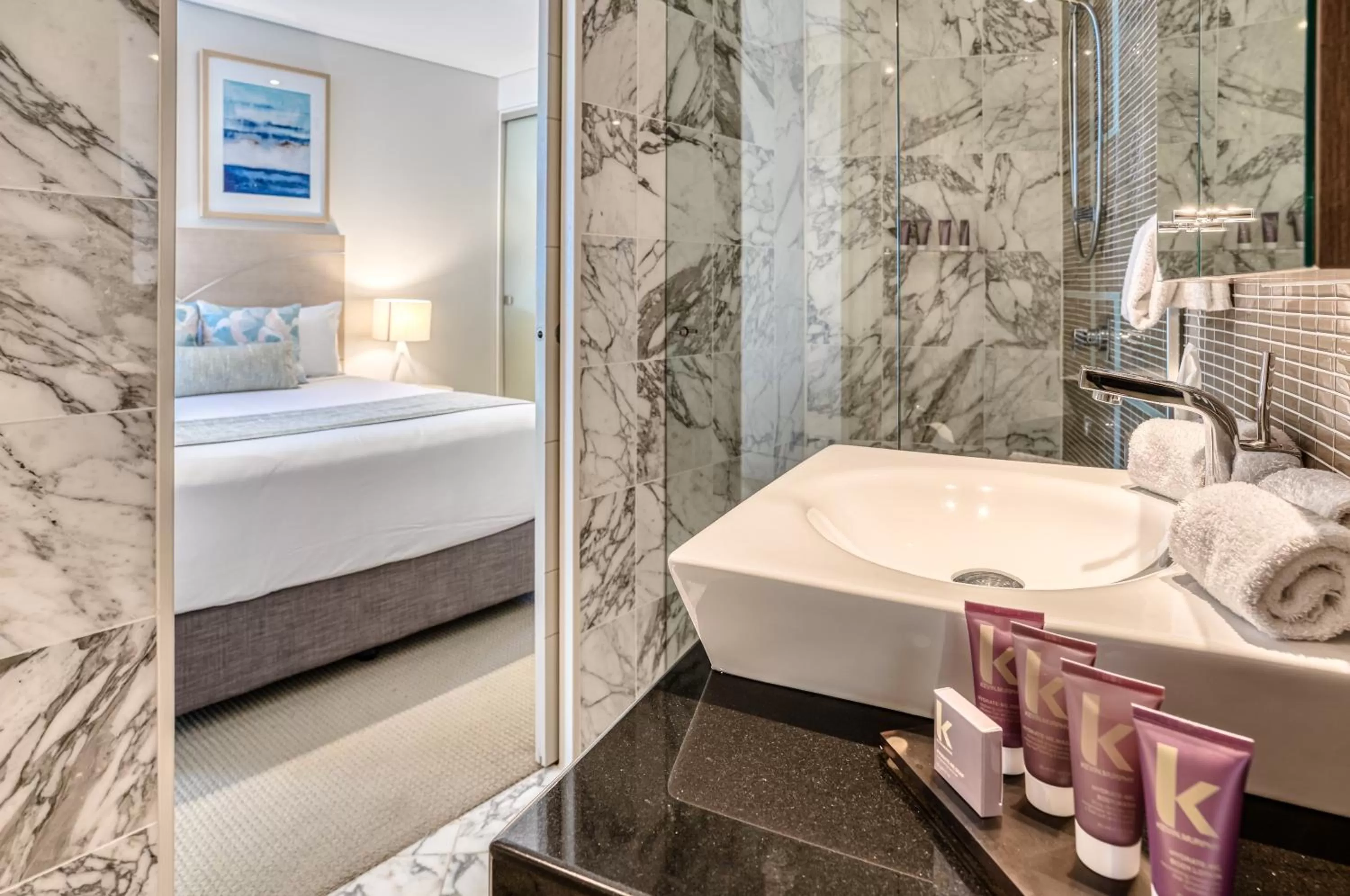 Bathroom, Bed in Oceans Mooloolaba
