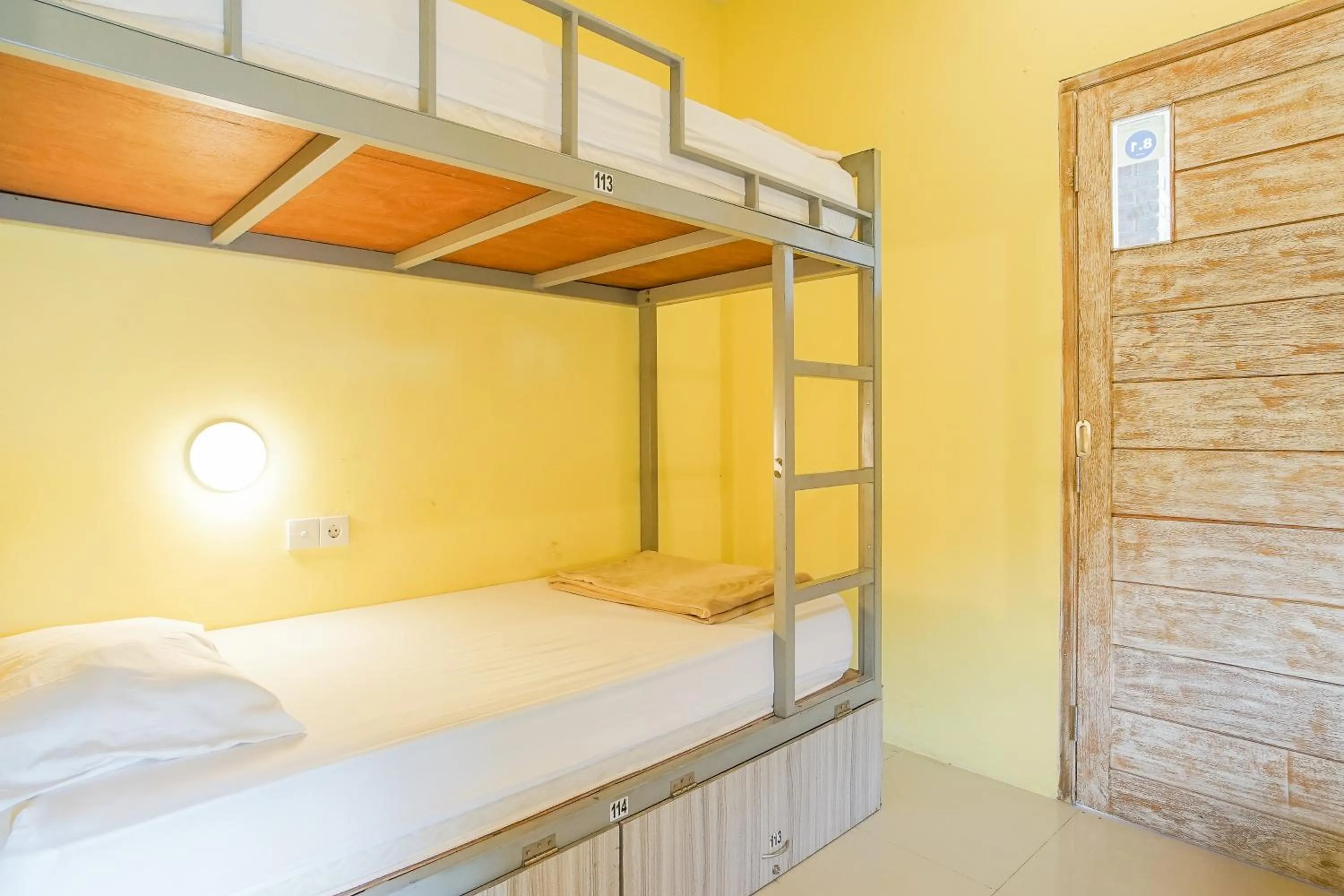 bunk bed in Kememai Hostel